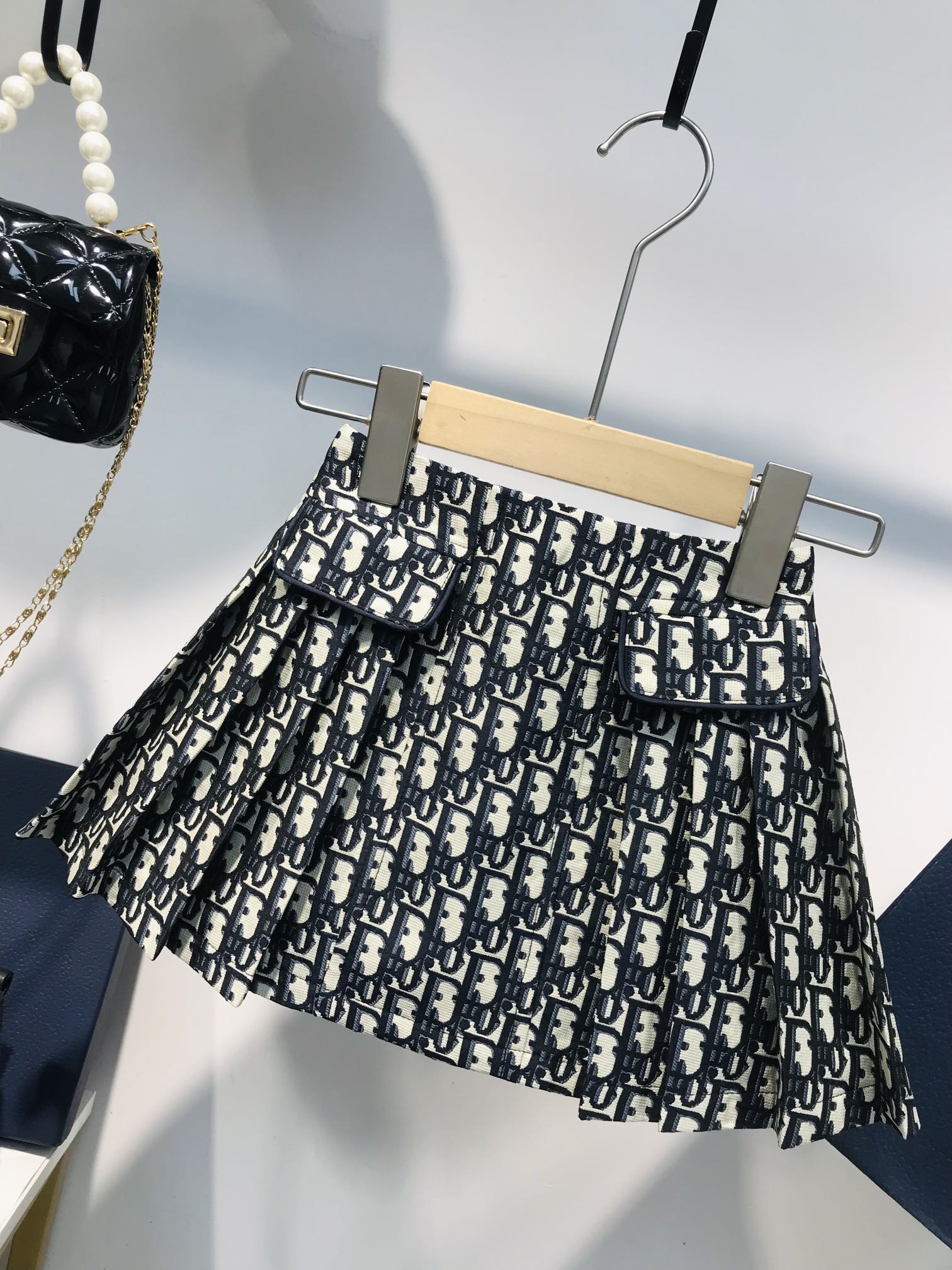 Girls' Elegant Pleated Skirt - Premium Quality, Comfortable Fit, Sizes 100-150 5 i1689840389 5192 3