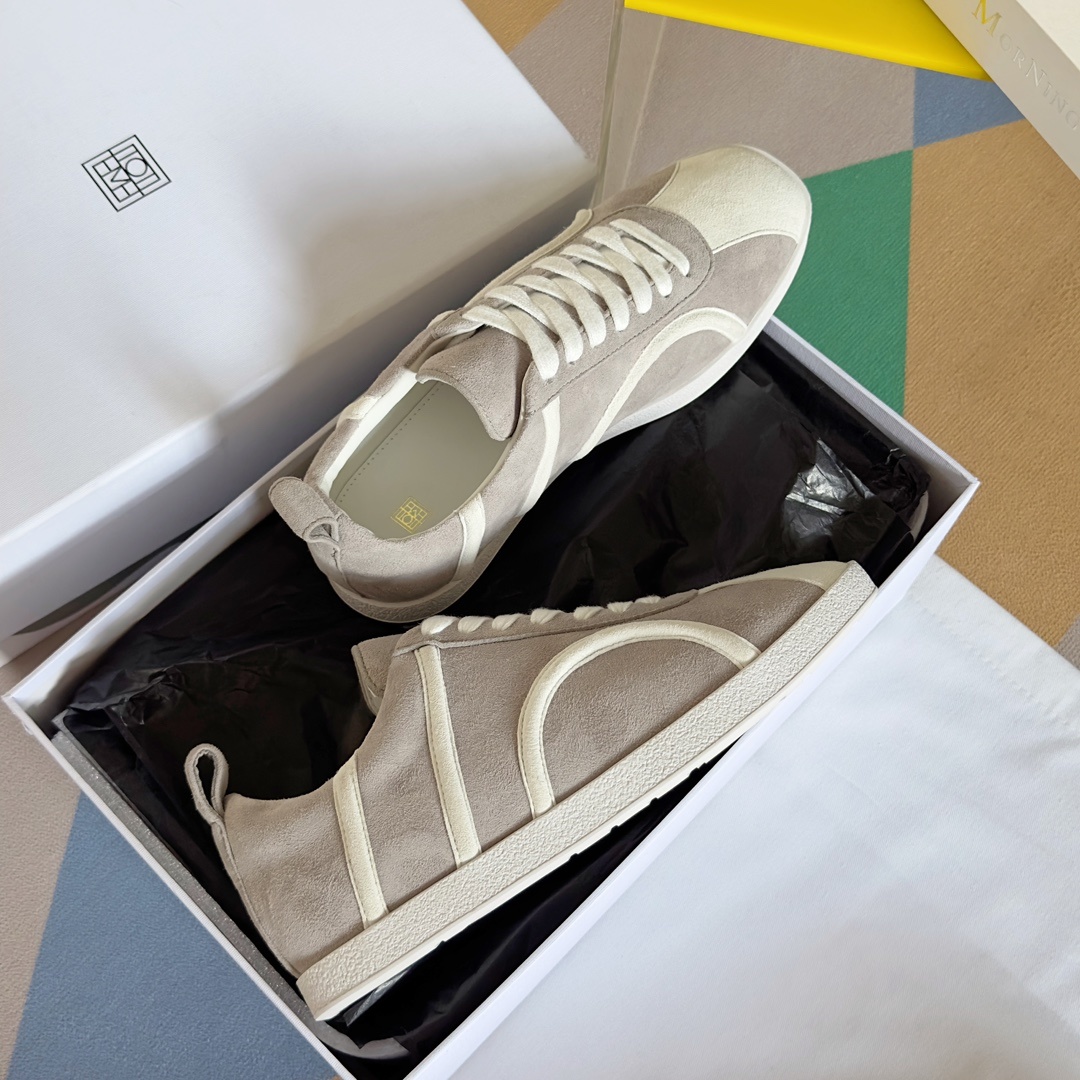 Top: Retro German Sneakers with Zirconium Detail & Cozy Sheepskin Lining - 图片 4