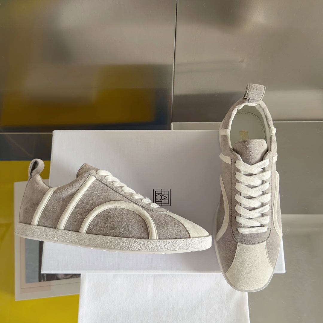 Top: Retro German Sneakers with Zirconium Detail & Cozy Sheepskin Lining - 图片 2