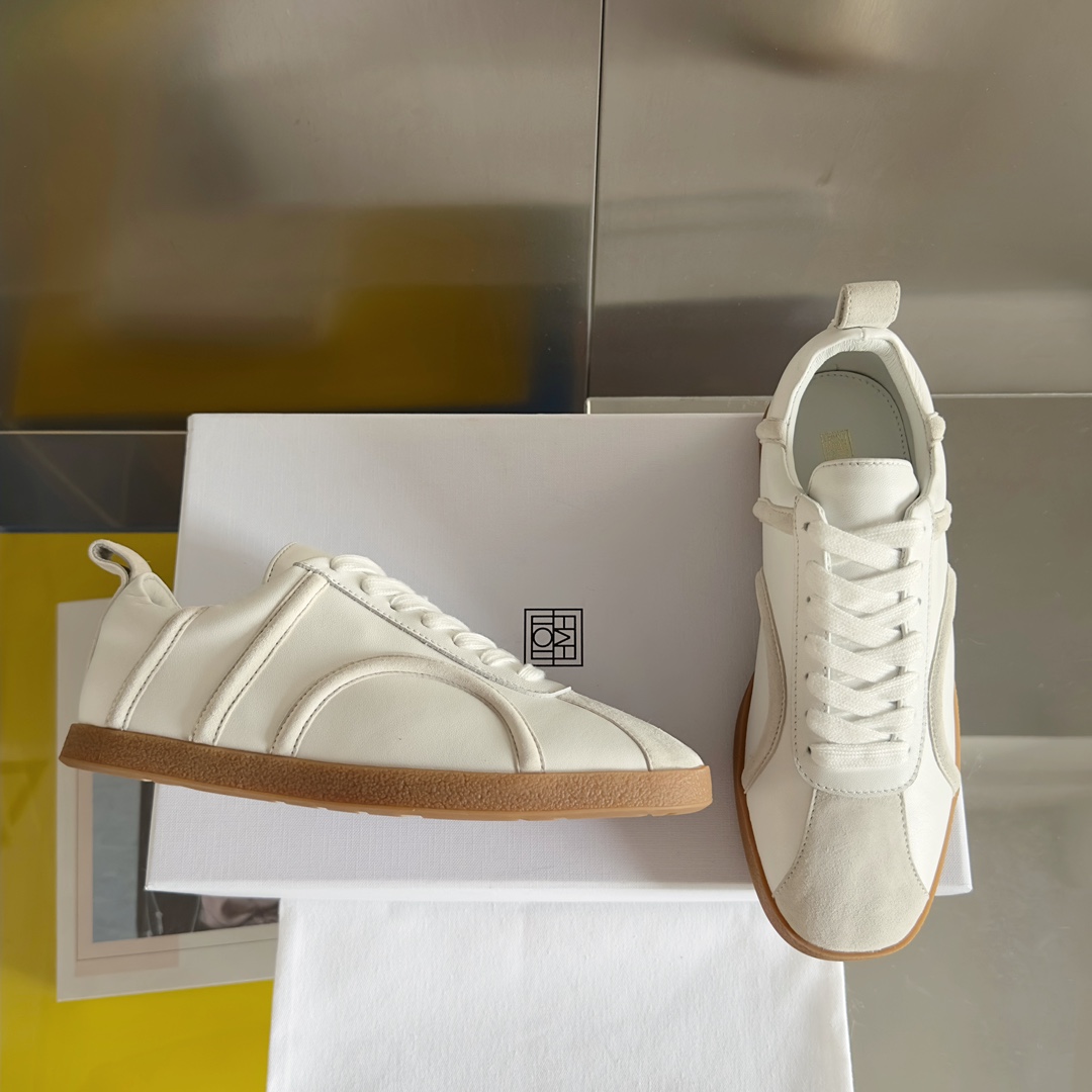 “Top: Retro Zirconium Sneakers with Nordic Design and Soft Sheepskin Lining” - 图片 2