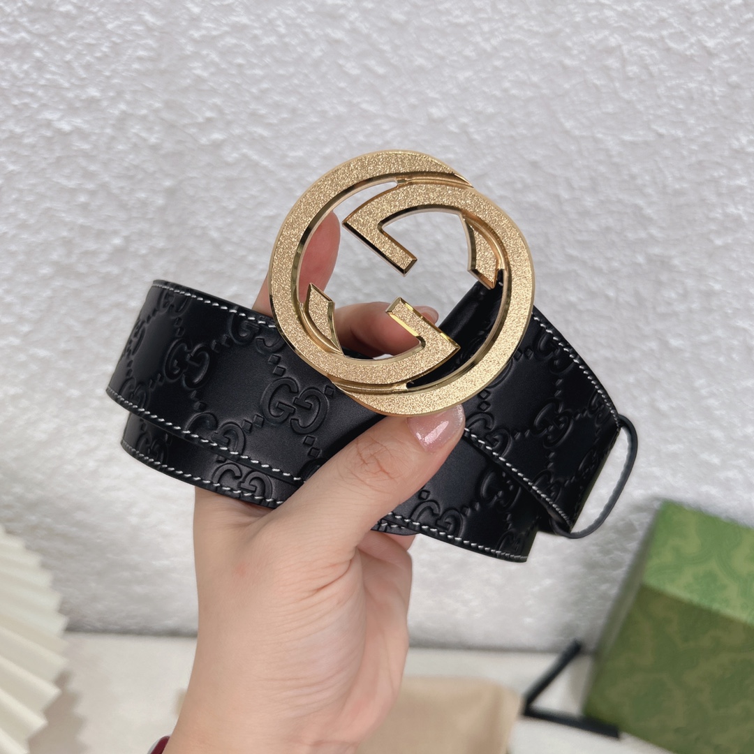 Gucci4.0cm专柜品质正品编码411924CWC1N意大利进口小牛压制经典G花皮料质感厚实,搭配纯