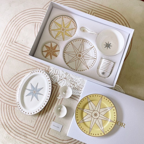 Dior Rose Des Vents Dinnerware Set, 41-Piece - Luxury Table Setting with Gold Accents 2 Dior Rose Des Vents Dinnerware Set, 41-Piece - Luxury Table Setting with Gold Accents