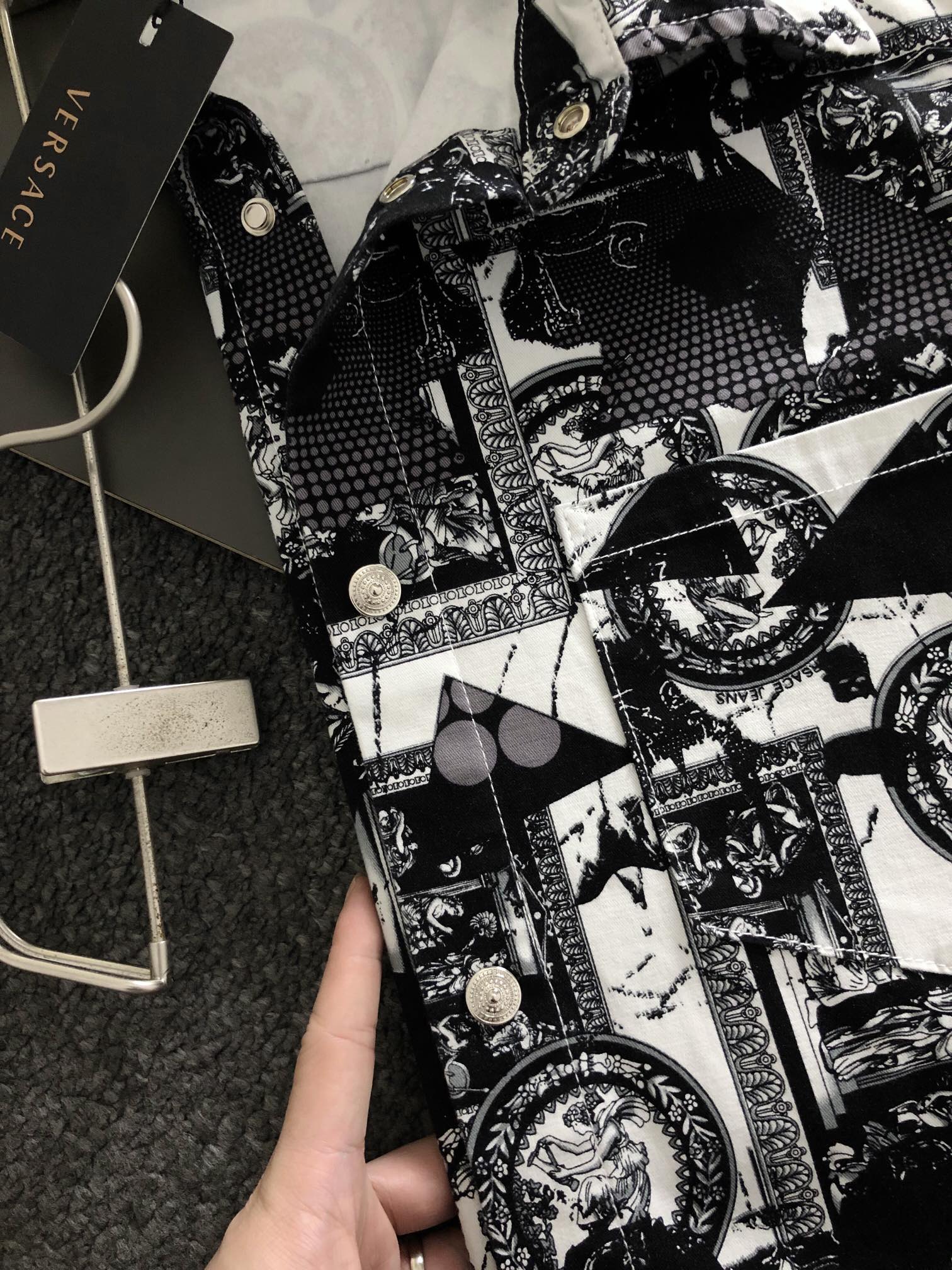 Louis Vuitton Haute Couture Haute Couture Ready-to-Wear Clothing Dress 3