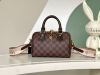 Louis Vuitton LV Speedy 7 Star
 Handbags Travel Bags Every Designer
 Monogram Canvas Cowhide Fabric N40489