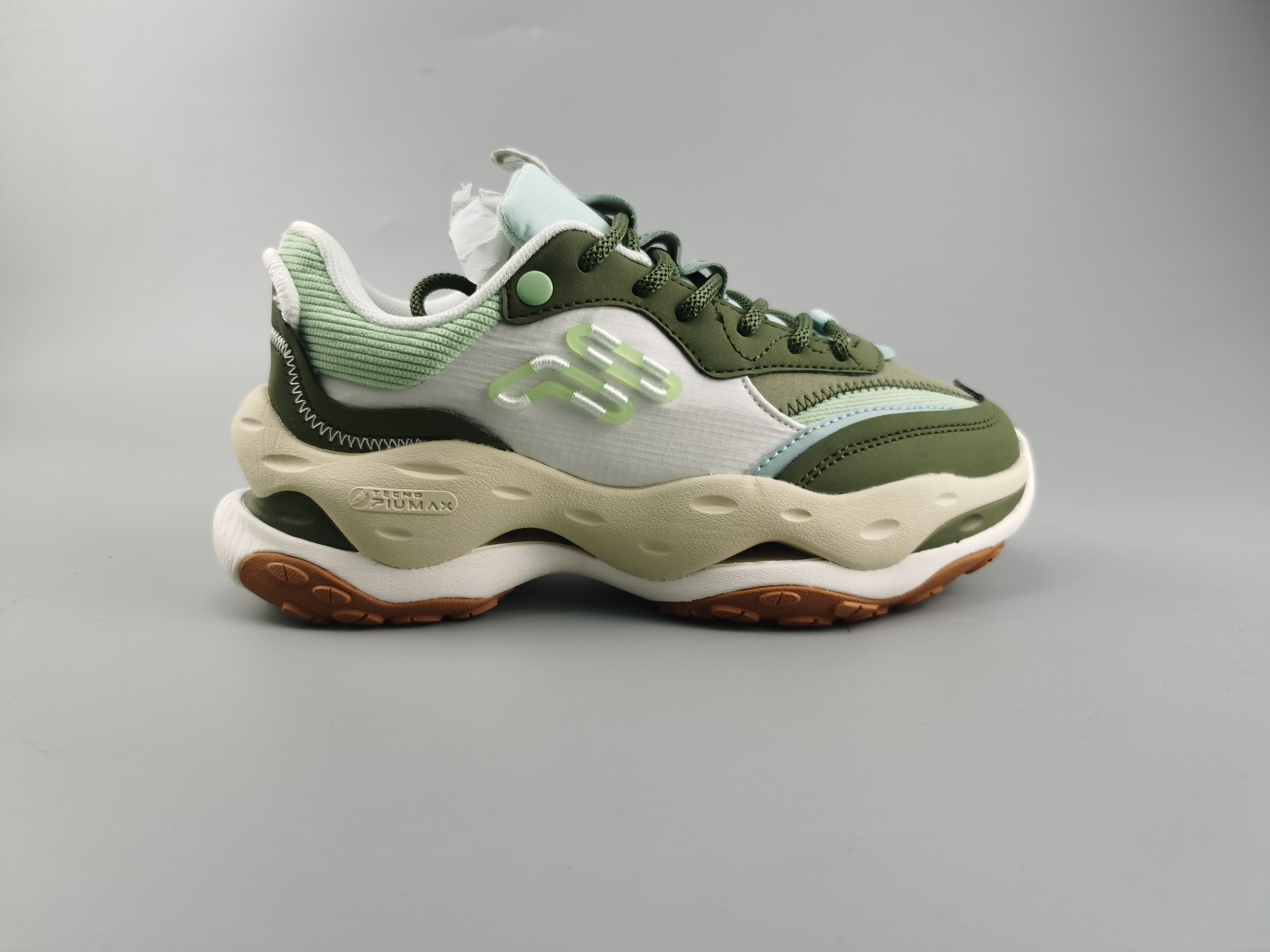 Fila Fusion  斐乐潮牌 Cheese时尚潮流 减震防滑耐磨休闲厚底老爹鞋39-44
货号：T12W241103