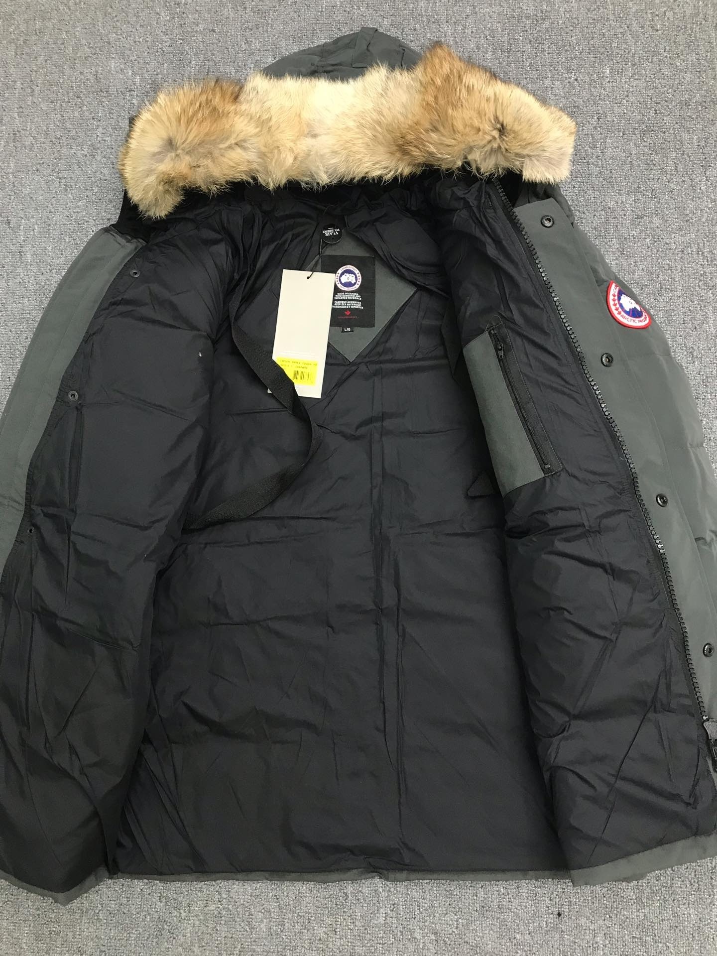 Guangzhou top version Carson hooded down jacket with fur trim, black with red label, sizes S-XXL.-Big cat