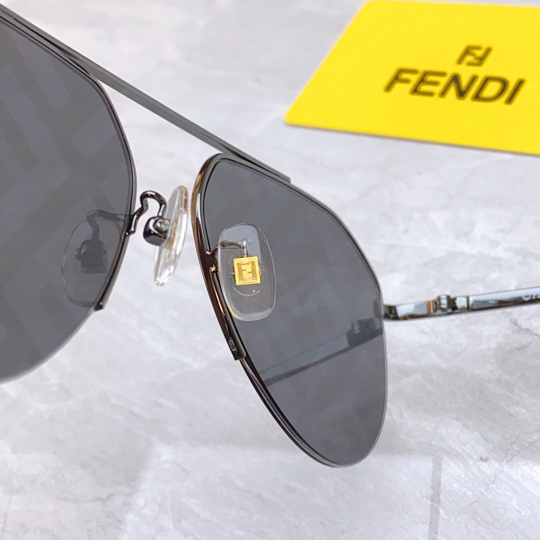 FENDI芬迪新款太阳镜