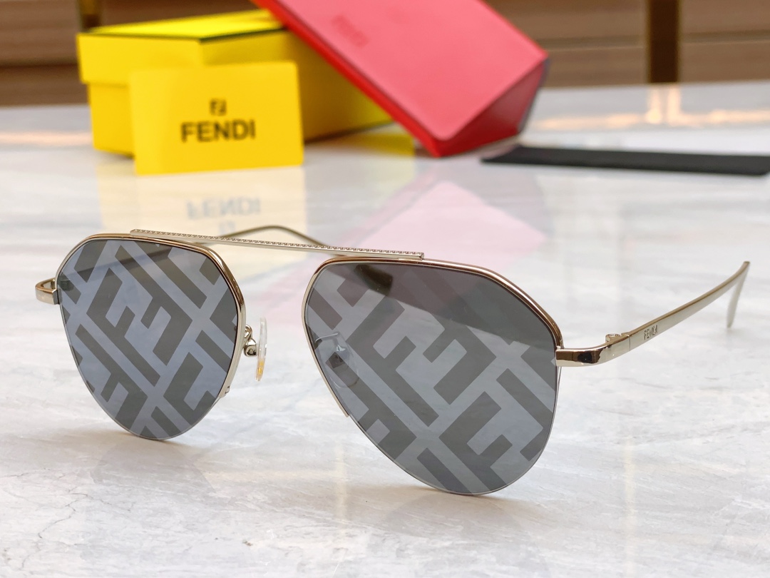 FENDI芬迪新款太阳镜