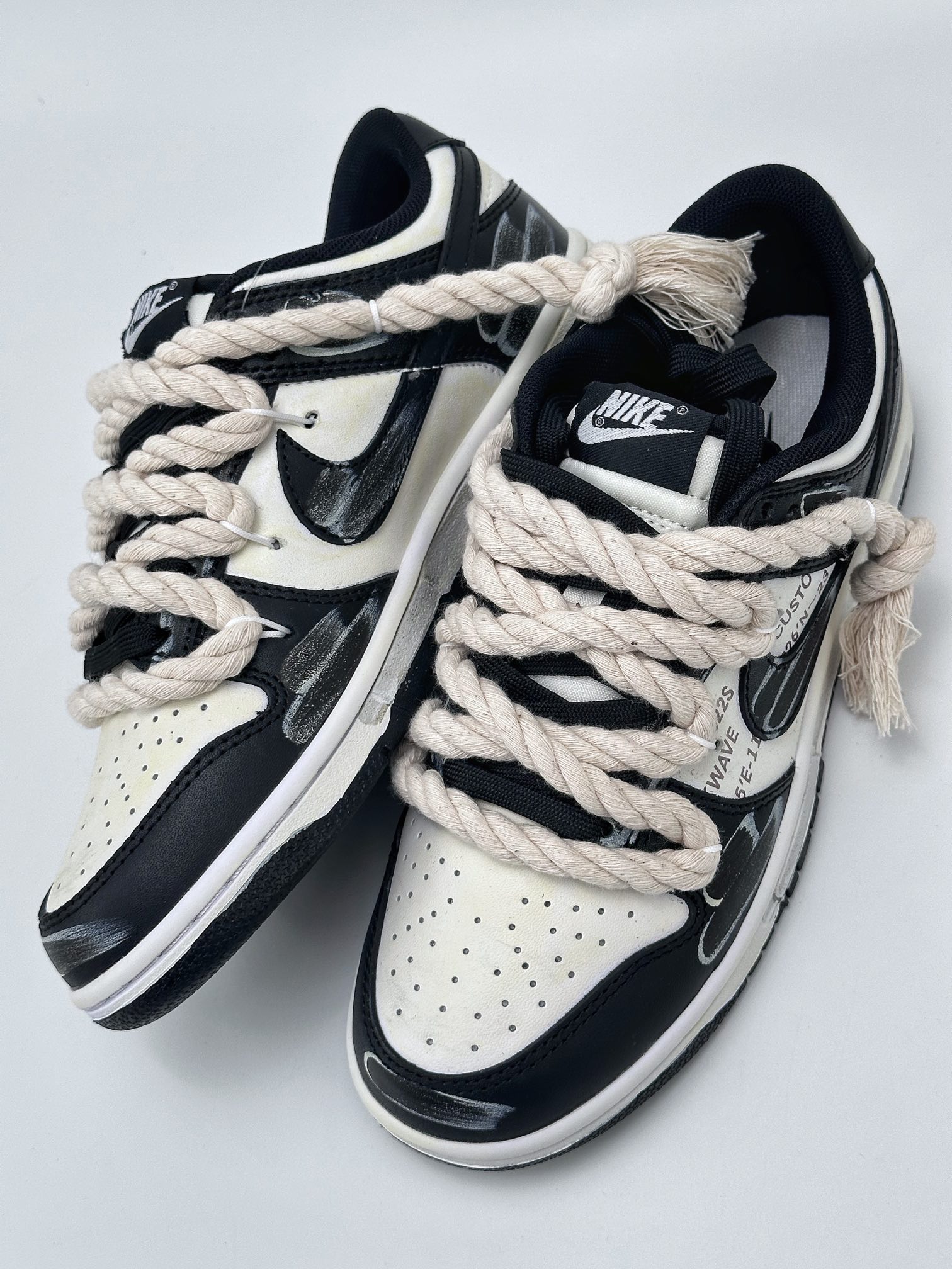 Nike SB Dunk Low 麻绳绑带 氧化做旧 DD1391-100