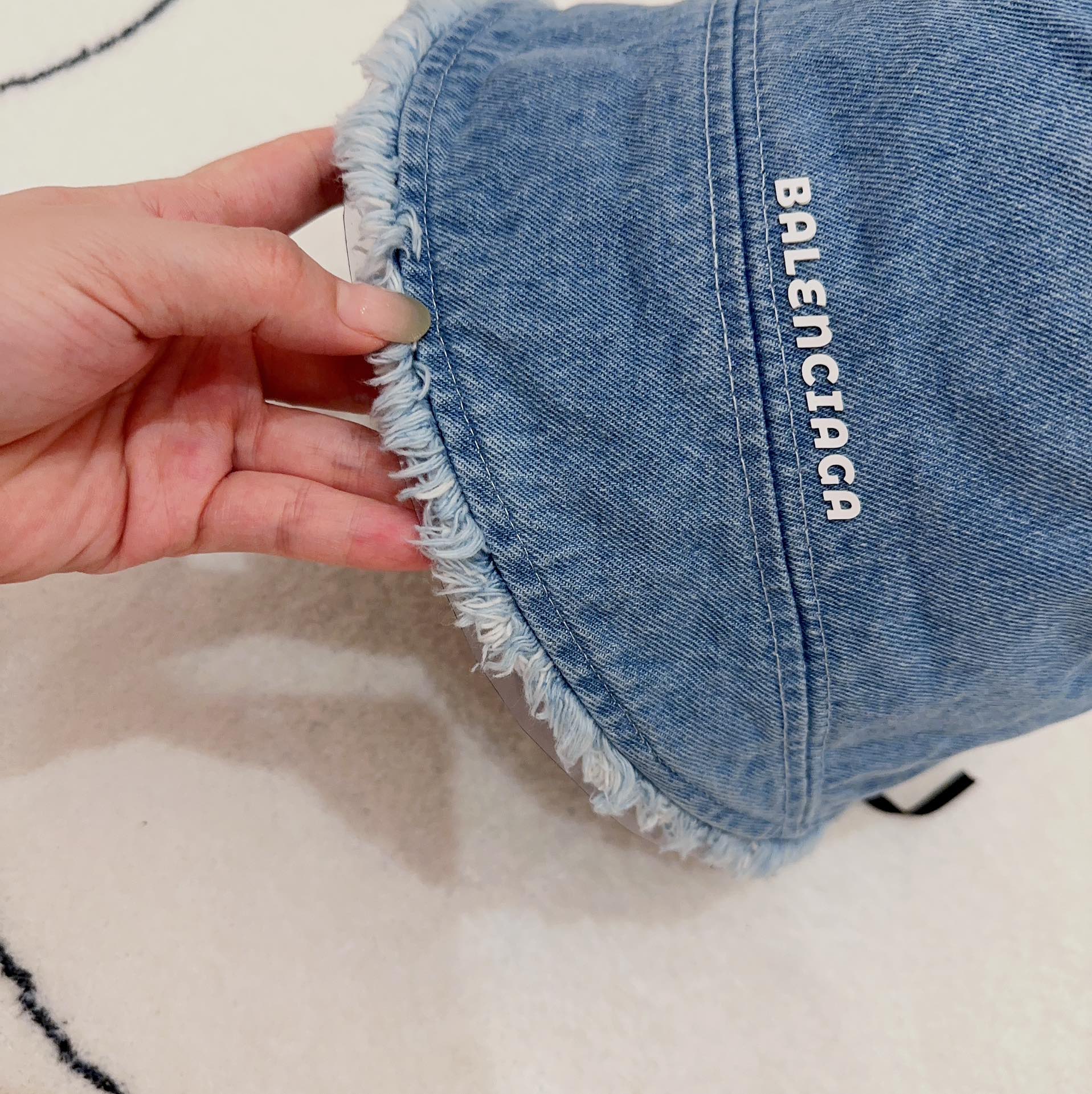 발렌시아가 모자 81820 Balenciaga Cap 상세 이미지 4