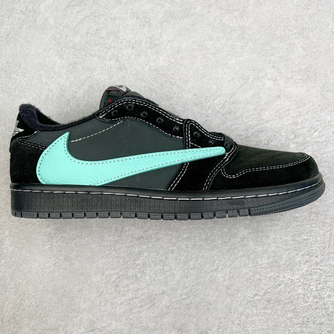 图片[3]-＃KZ神版莞产 Travis Scott x Air Jordan AJ1 Low OG SP TS联名倒钩低帮 全系列配色 外贸特供批次 新配色不断更新开发 市场中端王者 全套原纸板楦头开发 确保原汁原味 完美呈现一代版型 一比一鞋头弧度高度鞋身弧度 此版本只针对中端市场 细节品控鞋型随意秒杀市面同价位 鞋型完美 不臃肿别扭 头层皮料加持 用料绝不含糊 进口玻璃冲刀皮料裁剪零毛边 电脑针车工艺 超高鞋面清洁度 最高QC检验标准 控制溢胶瑕疵 原盒原配 飞翼3D高频深度立体 工艺方面大到整体鞋型 漏斗收腰 底线拉帮 LOGO立体程度 小到针眼排布 载片对称 冲孔效果 鞋标规范 鞋垫背胶等等 无一不是口碑收割 每双都是一个回头客 尺码：36 36.5 37.5 38 38.5 39 40 40.5 41 42 42.5 43 44 44.5 45 46 47.5-选品中心
