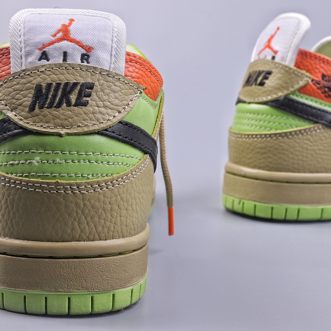 NIKE Dunk SB low teamed up with EJDER to create Nike Dunk SB Paris Fashion Week show BQ6817-069