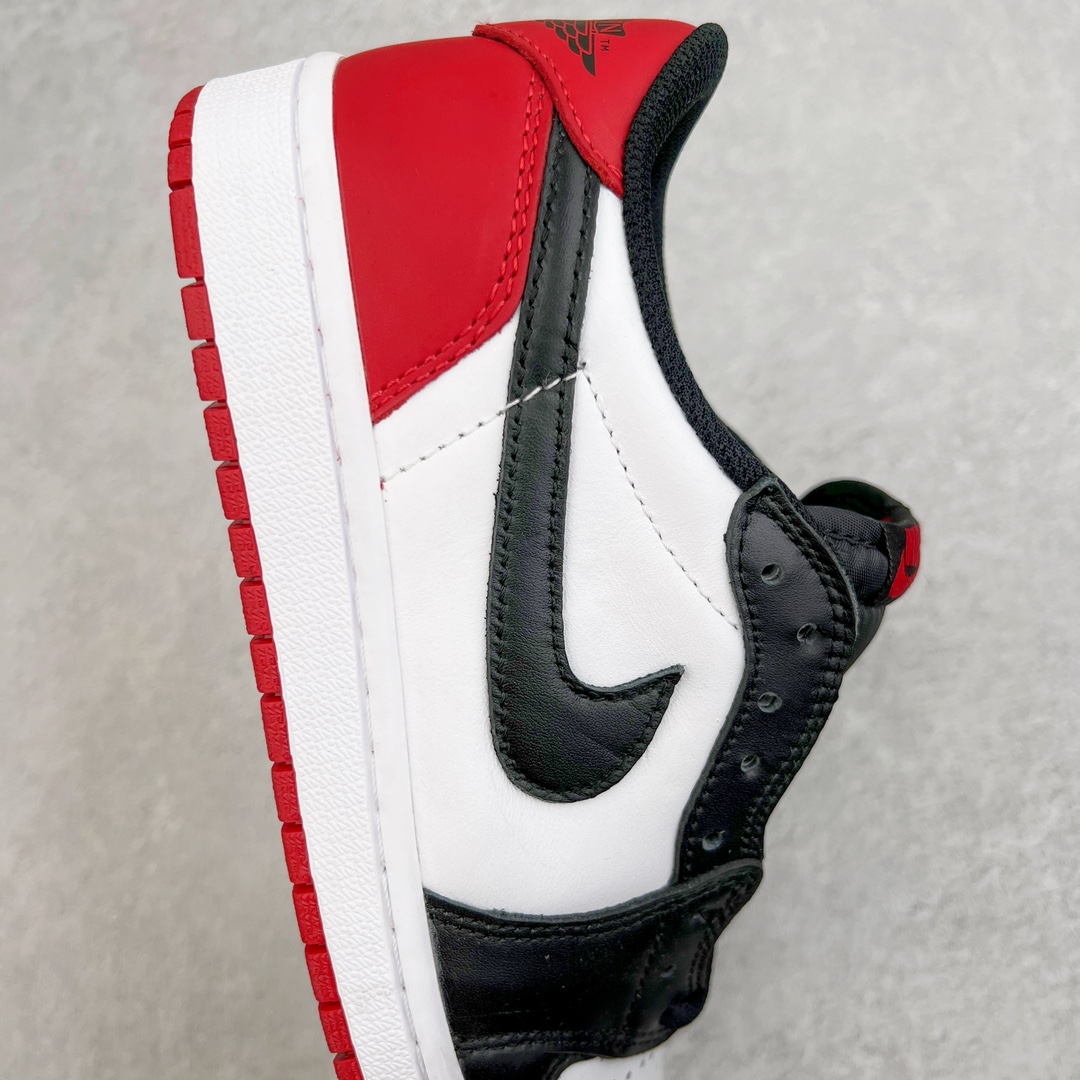 图片[6]-＃KZ神版莞产 Air Jordan AJ1 Low OG 低帮 黑脚趾 CZ0790-106 外贸特供批次 新配色不断更新开发 市场中端王者 全套原纸板楦头开发 确保原汁原味 完美呈现一代版型 一比一鞋头弧度高度鞋身弧度 此版本只针对中端市场 细节品控鞋型随意秒杀市面同价位 鞋型完美 不臃肿别扭 头层皮料加持 用料绝不含糊 进口玻璃冲刀皮料裁剪零毛边 电脑针车工艺 超高鞋面清洁度 最高QC检验标准 控制溢胶瑕疵 原盒原配 飞翼3D高频深度立体 工艺方面大到整体鞋型 漏斗收腰 底线拉帮 LOGO立体程度 小到针眼排布 载片对称 冲孔效果 鞋标规范 鞋垫背胶等等 无一不是口碑收割 每双都是一个回头客 尺码：36 36.5 37.5 38 38.5 39 40 40.5 41 42 42.5 43 44 44.5 45 46 47.5-选品中心
