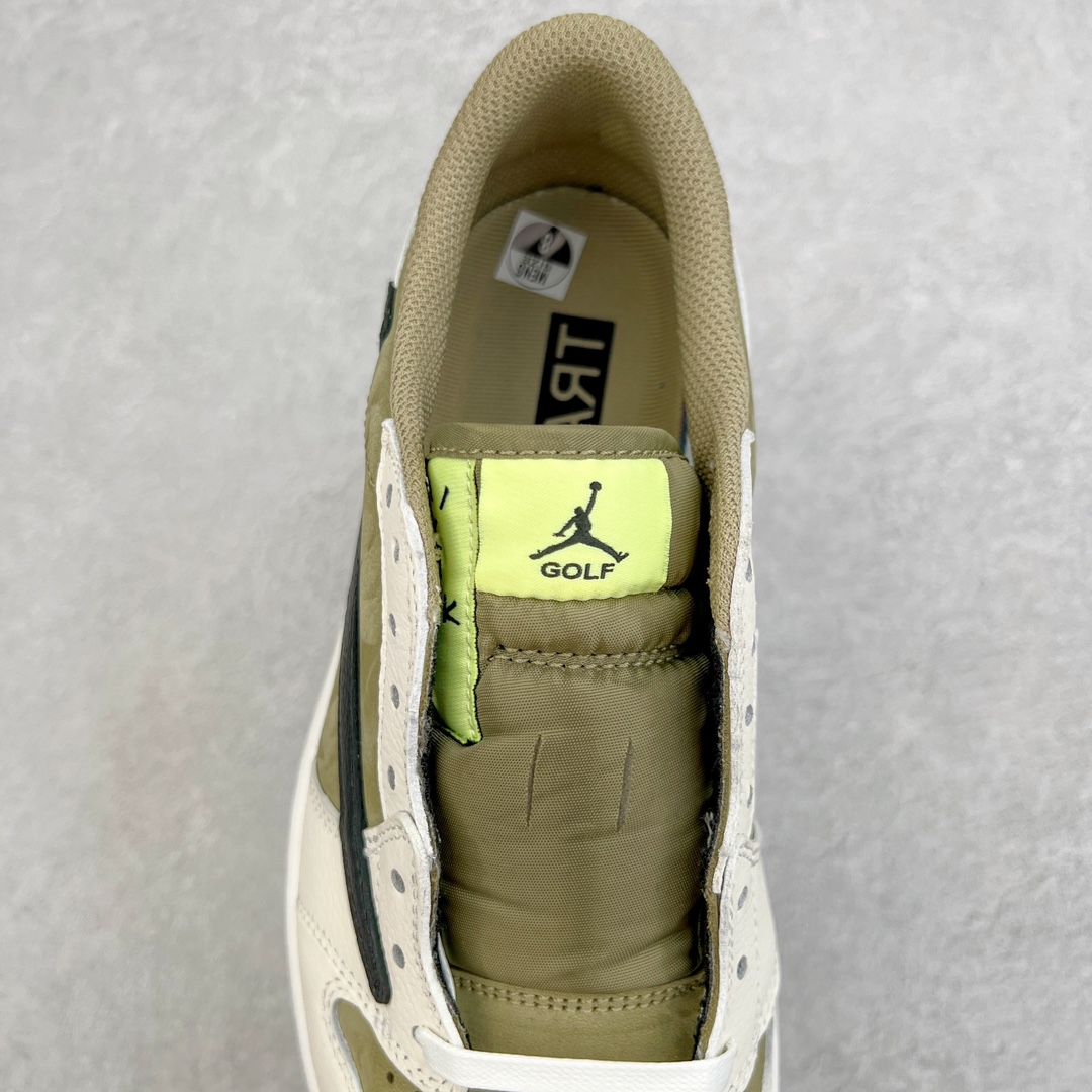 图片[5]-＃KZ神版莞产 Travis Scott x Air Jordan AJ1 Low Golf \\\”Olive\\\” TS联名倒钩高尔夫低帮6.0 FZ3124-200 配色方面也基本照搬了倒钩3.0配色 以橄榄绿色为底 搭配米白色框架呈现 标志性的反钩Swoosh则以黑色点缀 材质方面以麂皮与皮革拼接设计 鞋舌标签部分则以柠檬黄色点缀 GOLF字样和飞人Logo也表明鞋款身份 内侧TS标志性的Cactus Jack厂牌元素依然保留 不过同样以改为了黑色 后跟处的飞翼刺绣也采用黄色缝线打造 最大的变化就是外底部分采用了特殊的Golf纹路 相比于普通的AJ1更加防滑 鞋垫上也带有飞翼、鬼脸、Travis Scott等双方合作的标志性元素 尺码：36 36.5 37.5 38 38.5 39 40 40.5 41 42 42.5 43 44 44.5 45 46 47.5-选品中心