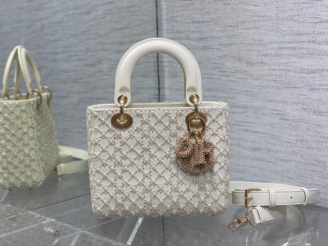 Lady Dior bag, beads, cannage pattern, handbag crossbody