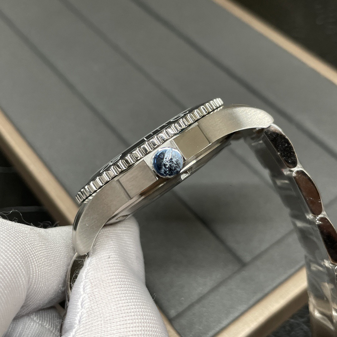 Longines 康卡斯 “水中霸主”
