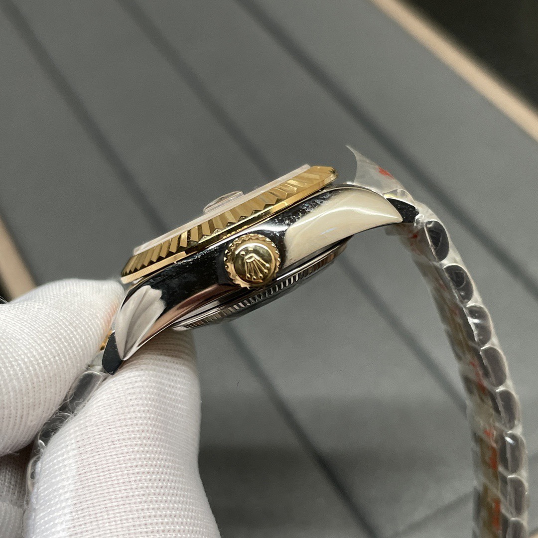 Rolex 女装 间金日志 28mm