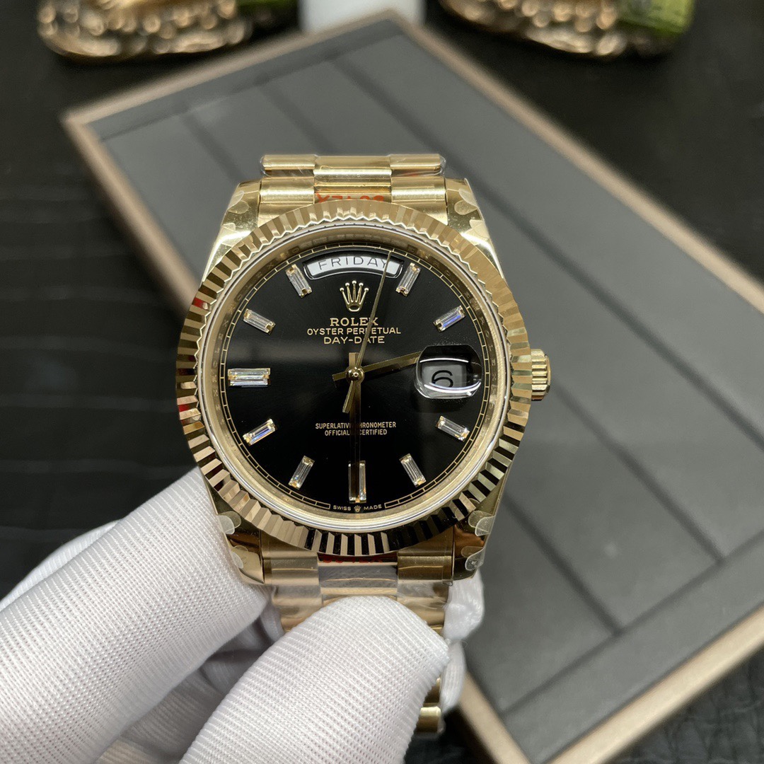 Rolex 日志双历 黄金 “黑冰糖”