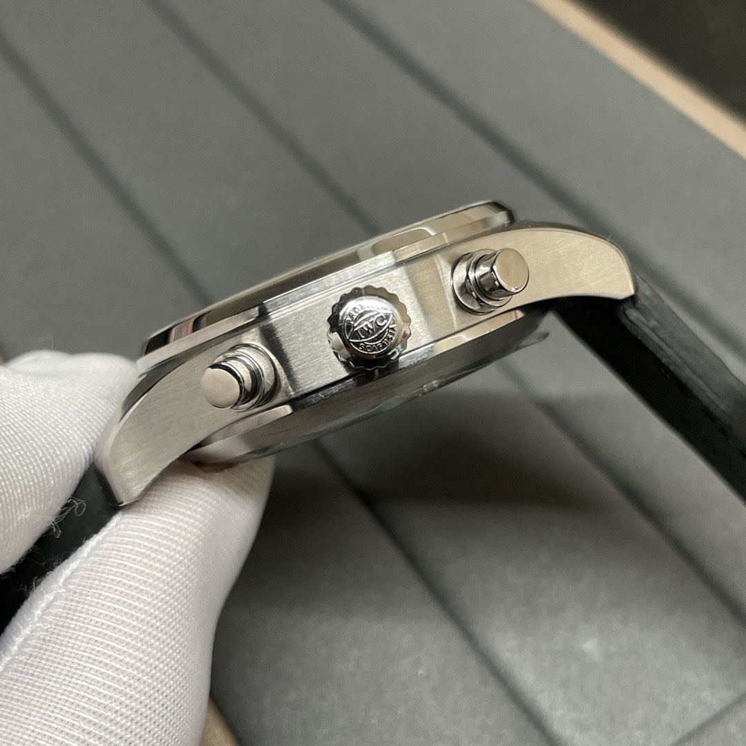 IWC 飞行员系列计时 150周年