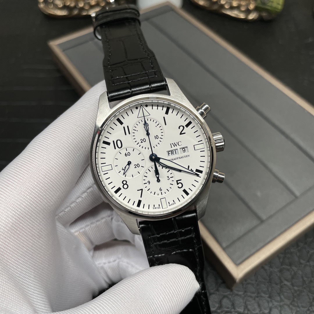 IWC 飞行员系列计时 150周年