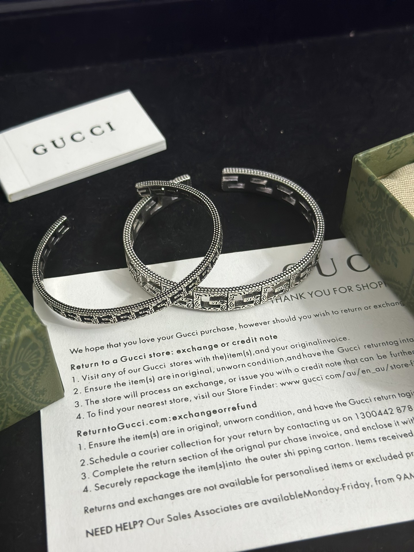 Two hundred and sixty cents of the counter. It’s a direct sale. The Guuc bracelet - 图片 5