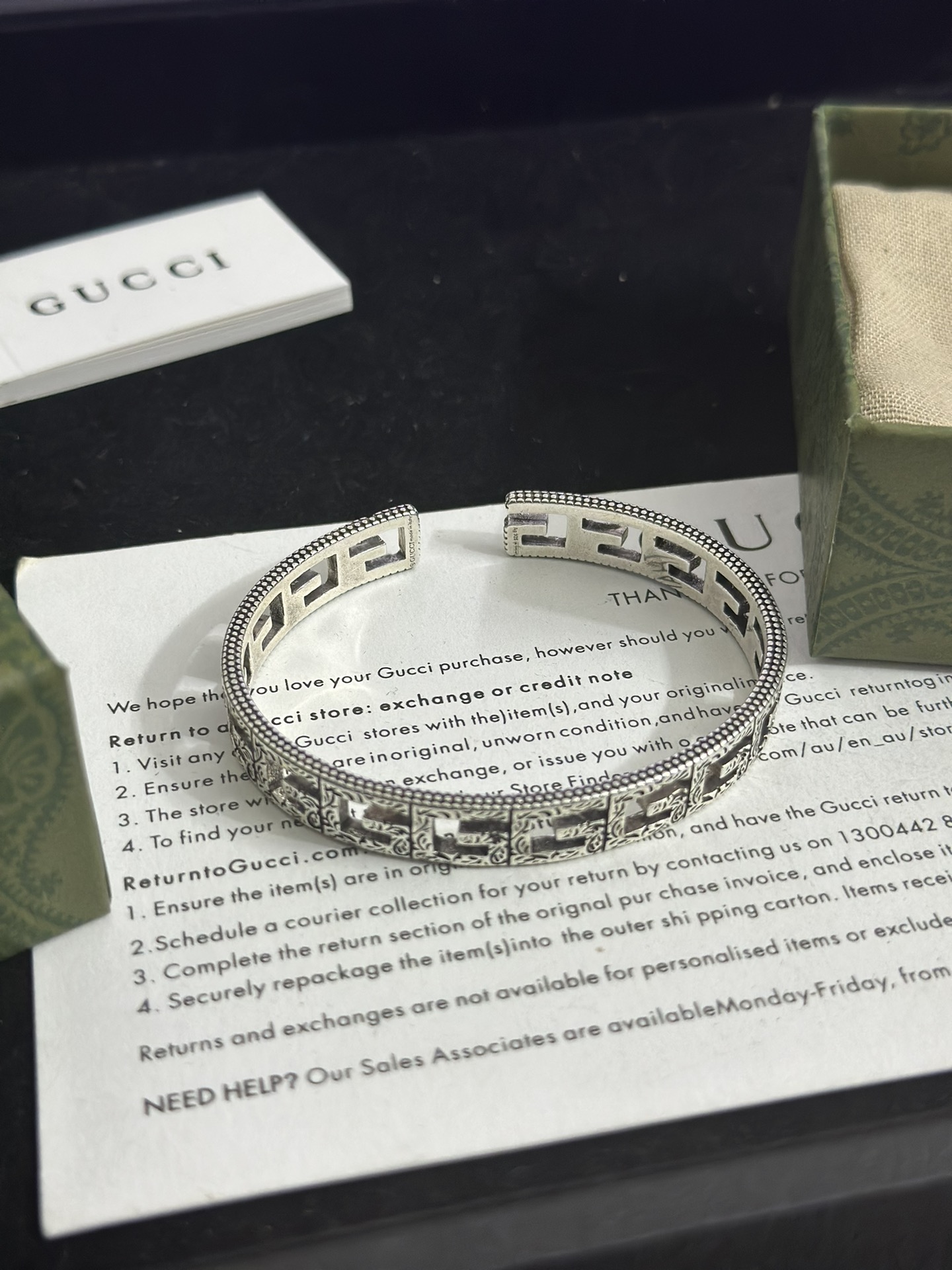 Two hundred and sixty cents of the counter. It’s a direct sale. The Guuc bracelet - 图片 8