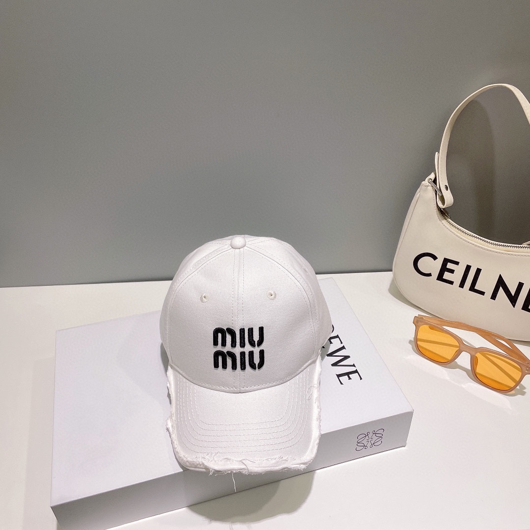 미우미우 모자 81167 Miu Miu Cap