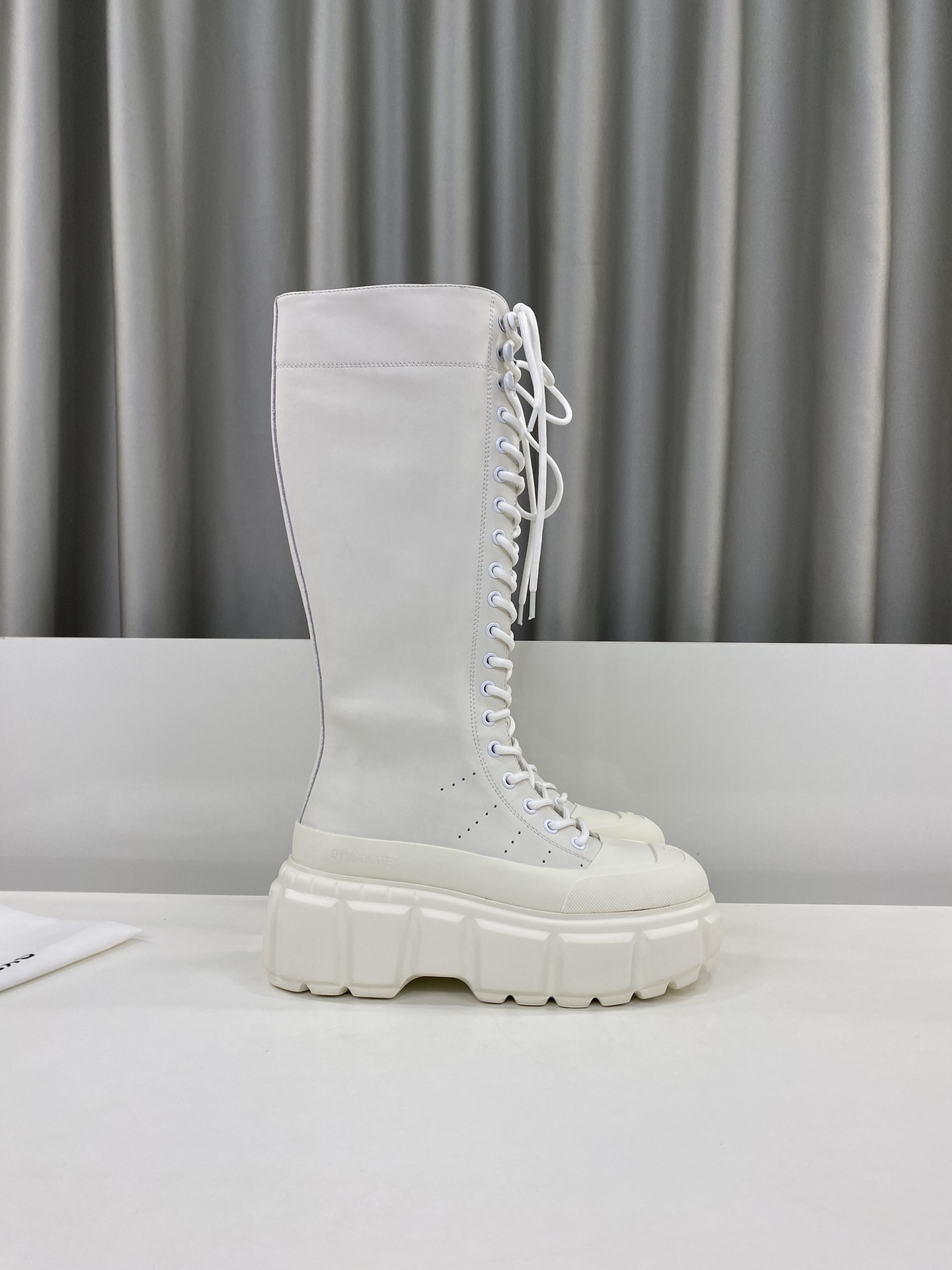 Dymonlatriy’s Latest British Wind: High Beauty and Unique Fashion for Autumn Shoes - 图片 4