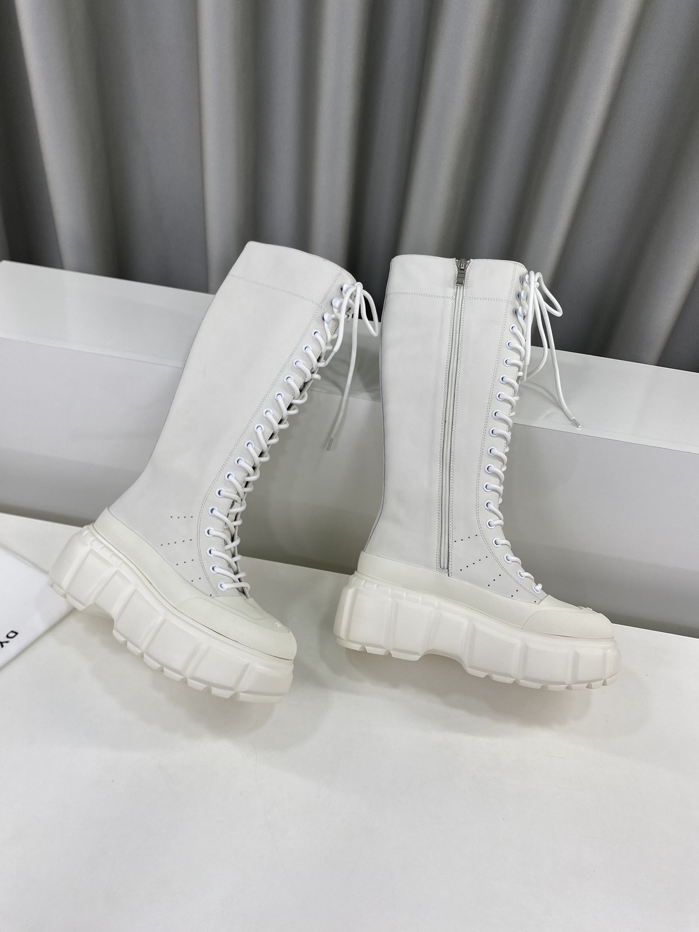 Dymonlatriy’s Latest British Wind: High Beauty and Unique Fashion for Autumn Shoes - 图片 6