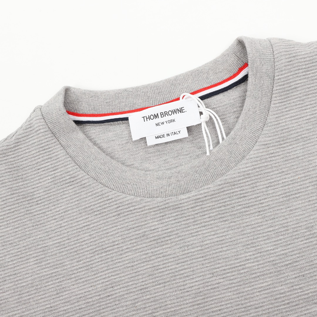 Thom Browne /汤姆布朗 水波纹华夫格圆领卫衣