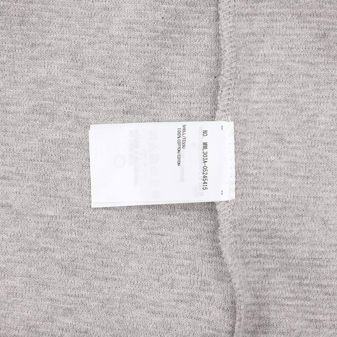 Thom Browne /汤姆布朗 水波纹华夫格拉链外套