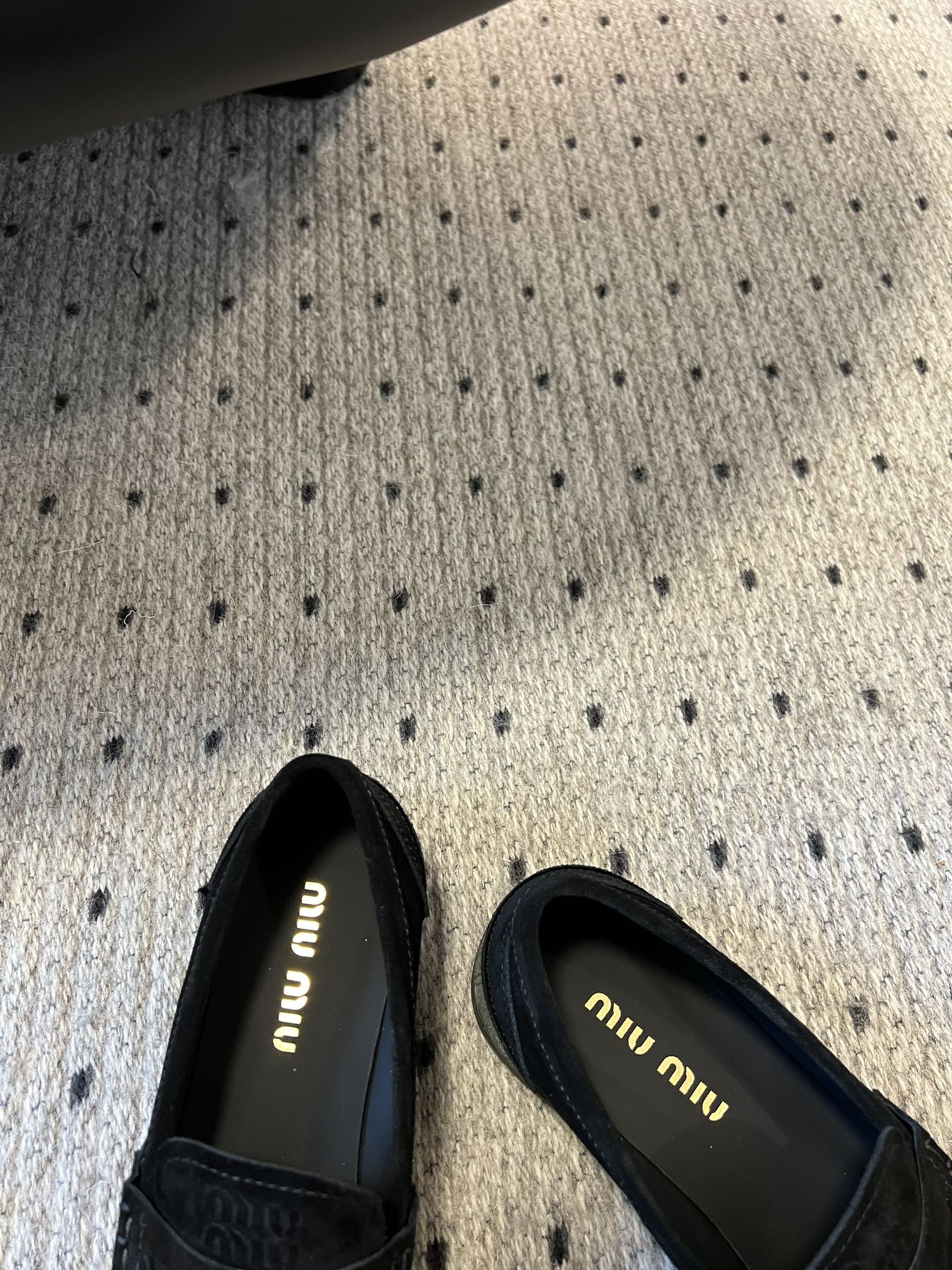 MiuMiu23FW走秀金币乐福鞋M