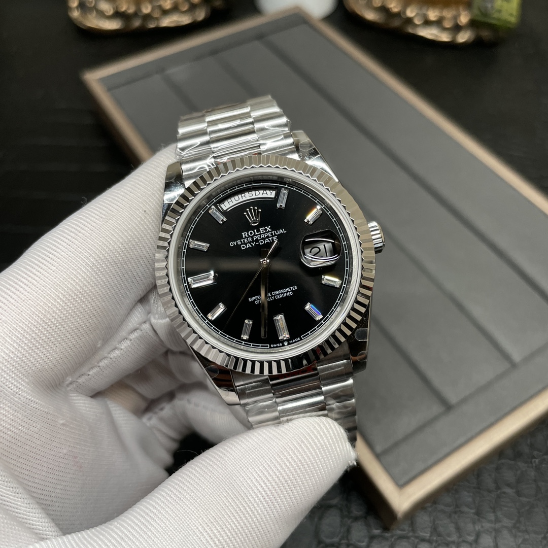 Rolex DD日志系列 “黑冰糖” 双历