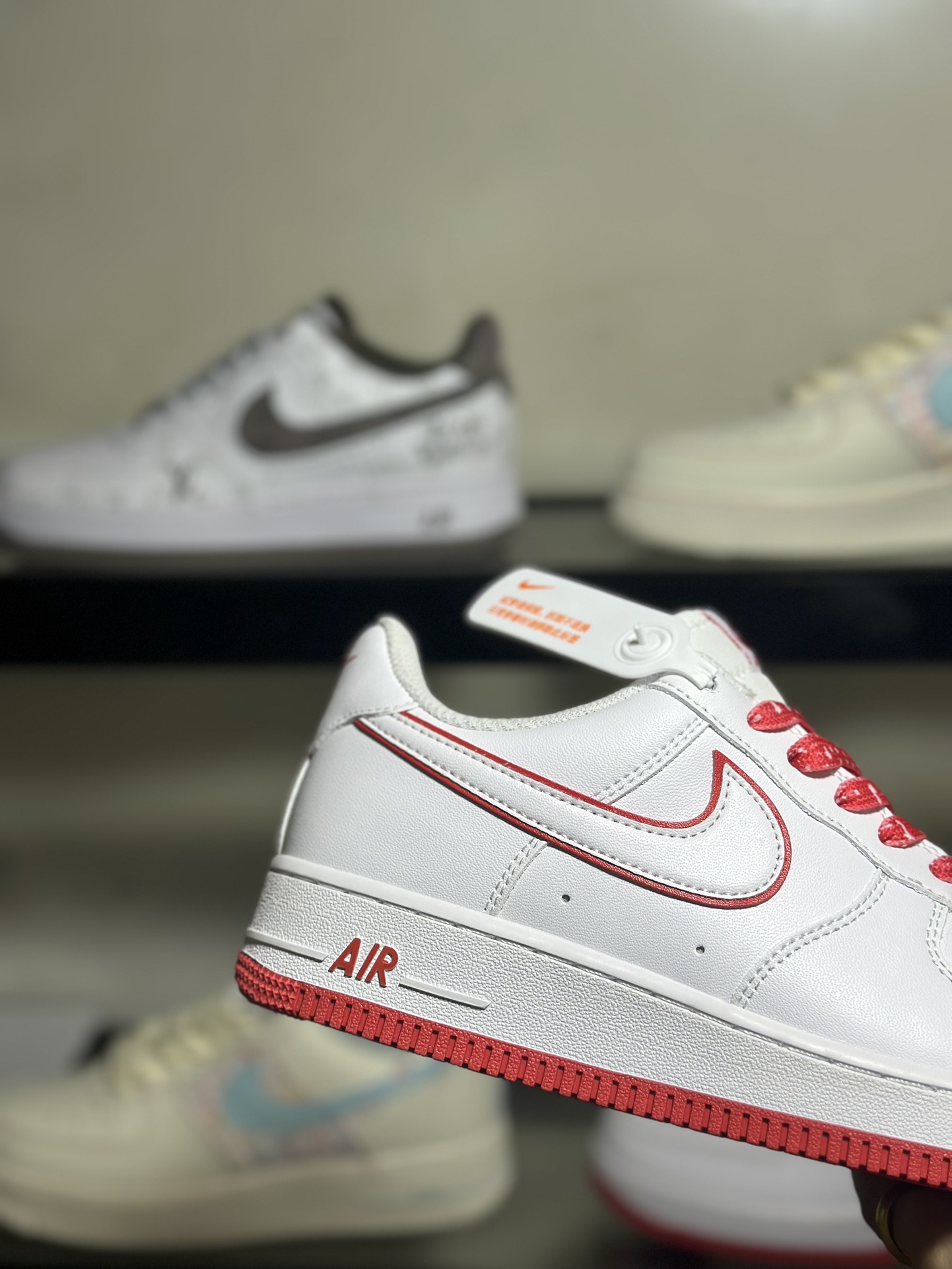 NikeAirForce1Low白红