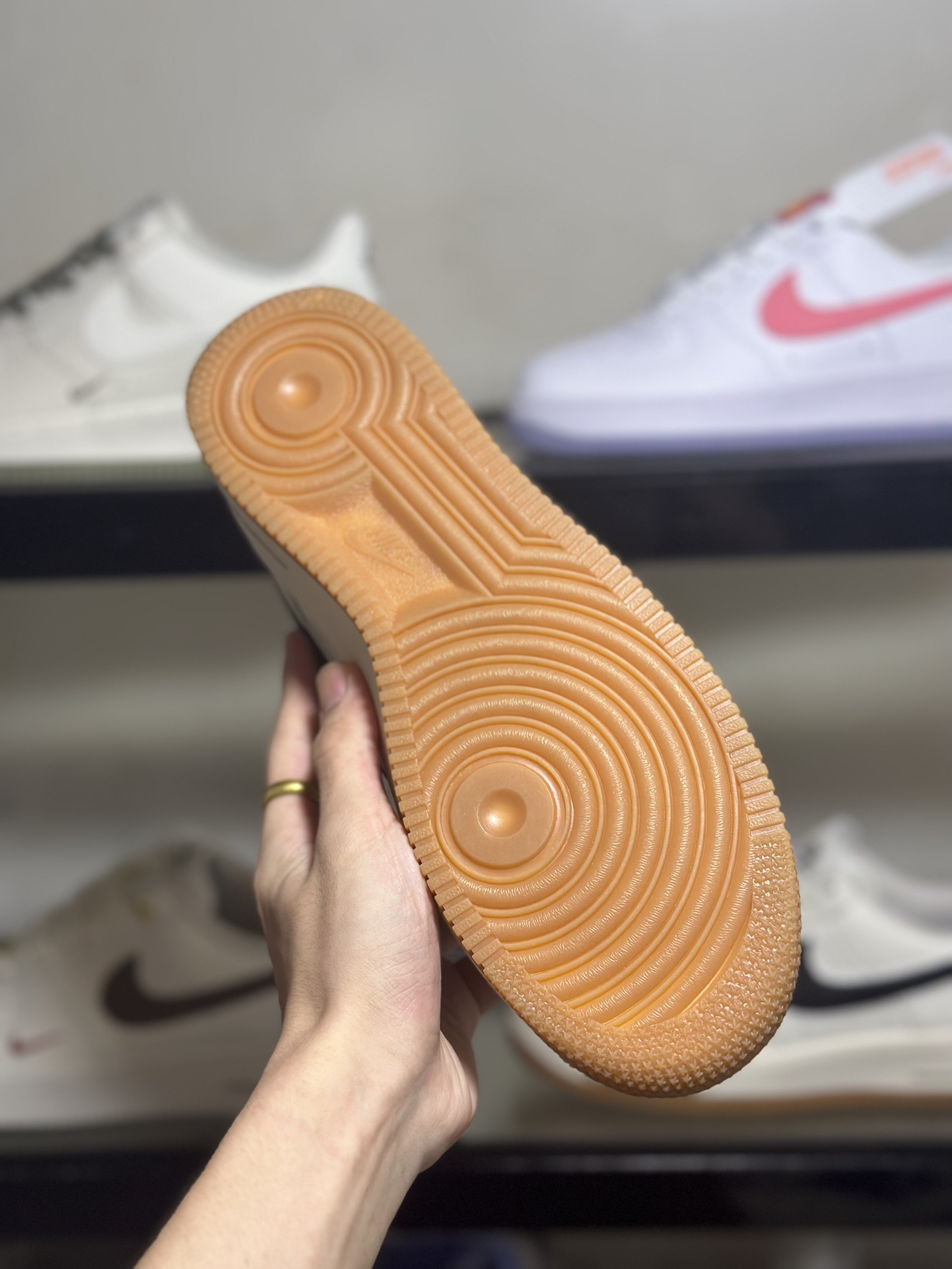 NikeAirForce1Low40