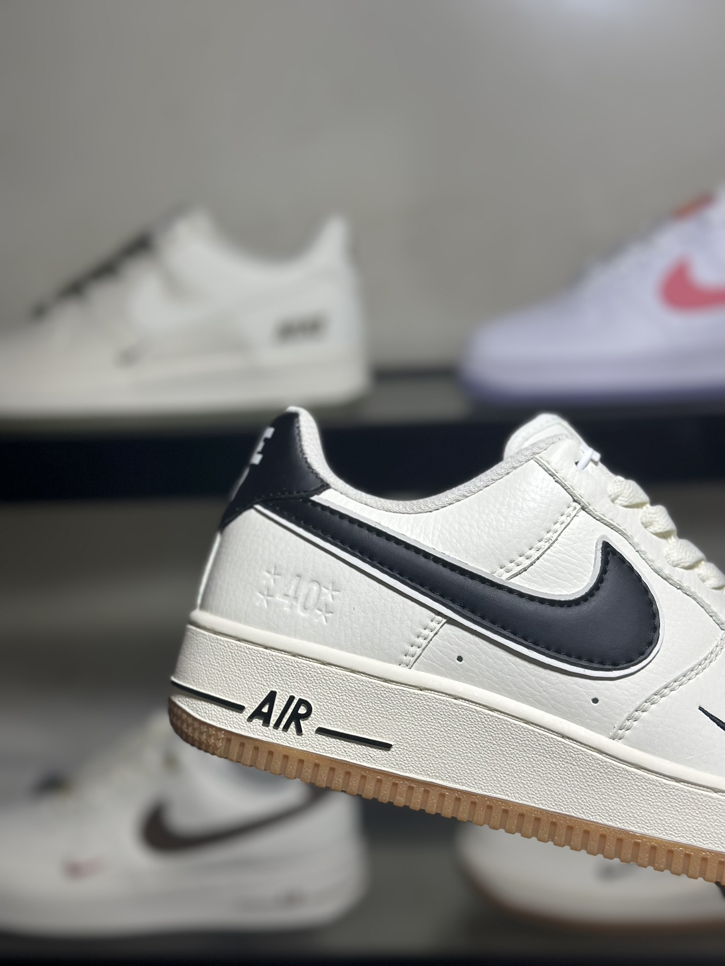 NikeAirForce1Low40