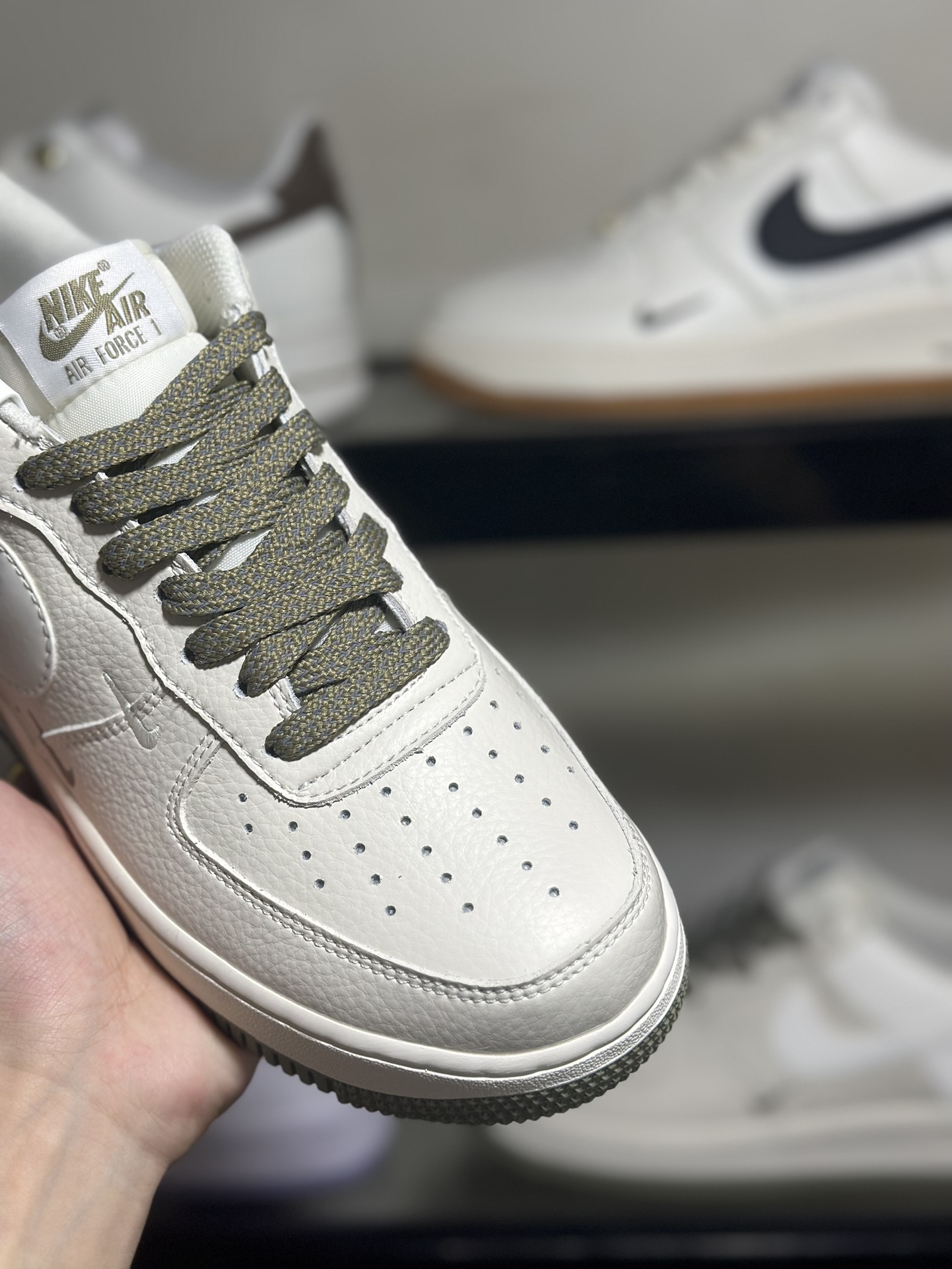 NikeAirForce1Low军绿