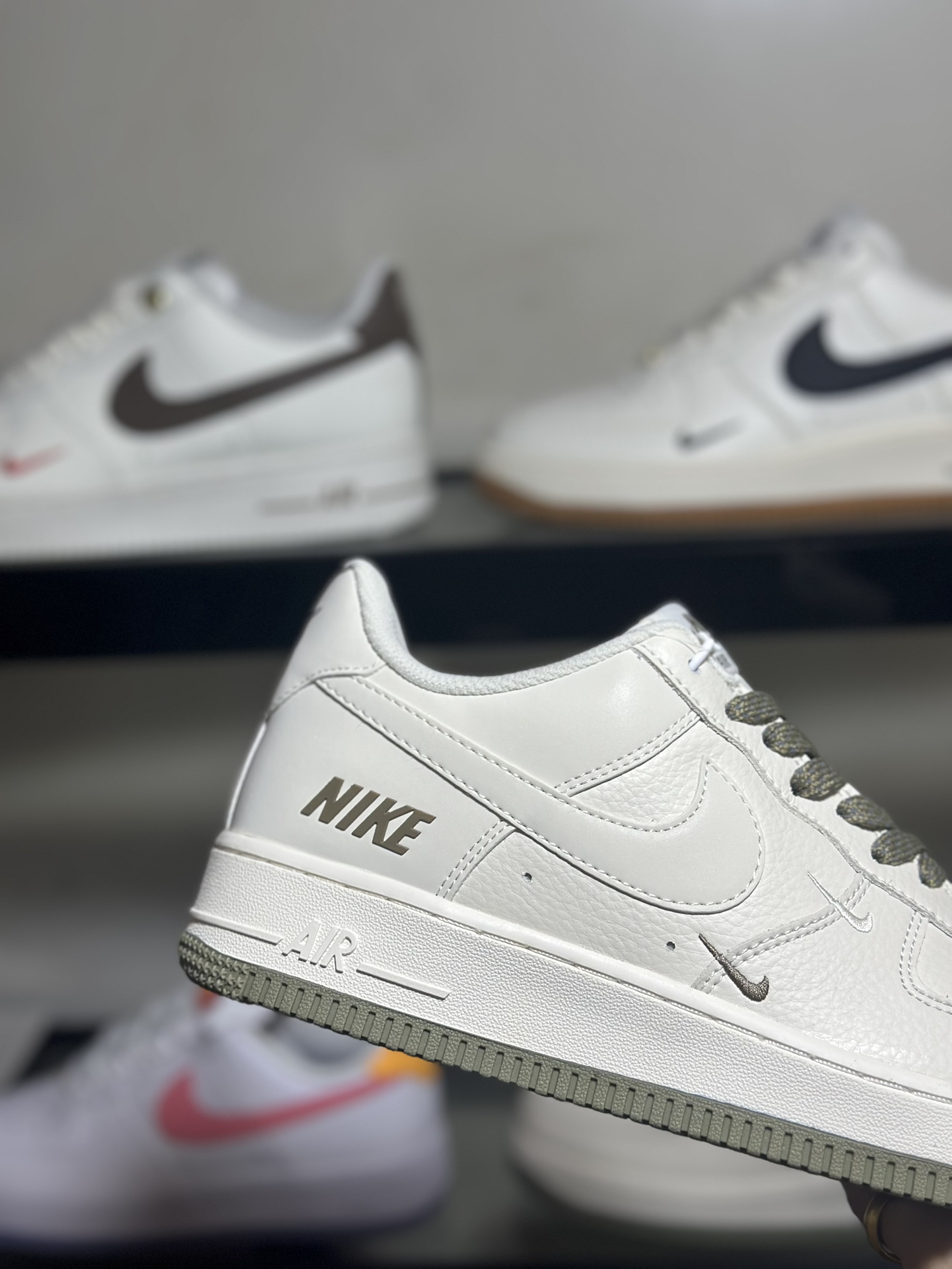 NikeAirForce1Low军绿