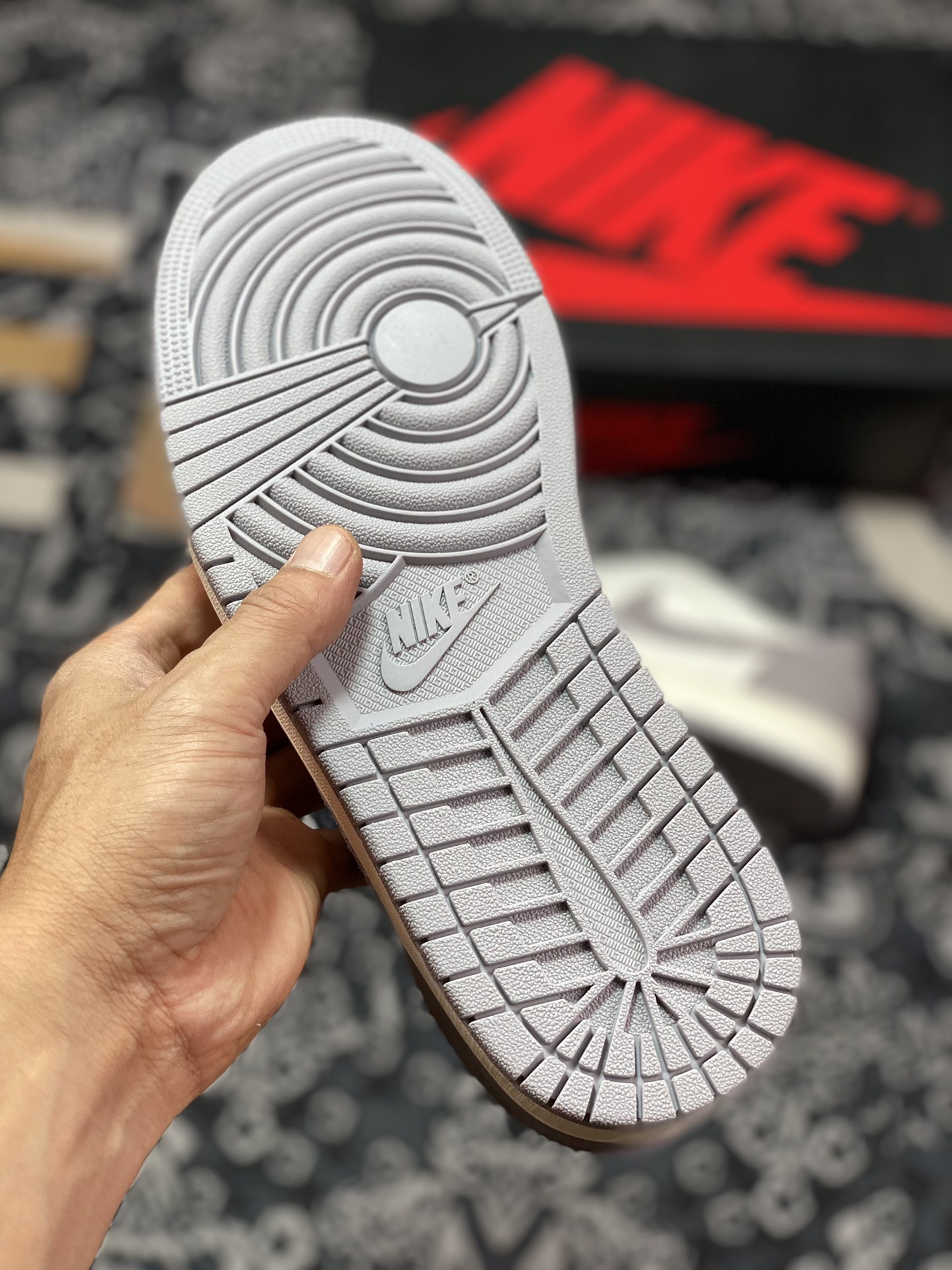 320 优选 Air Jordan 1 Retro Low OG”Atmosphere Grey“AJ1乔丹一代低帮篮球鞋“新百白灰”CZ0790-101