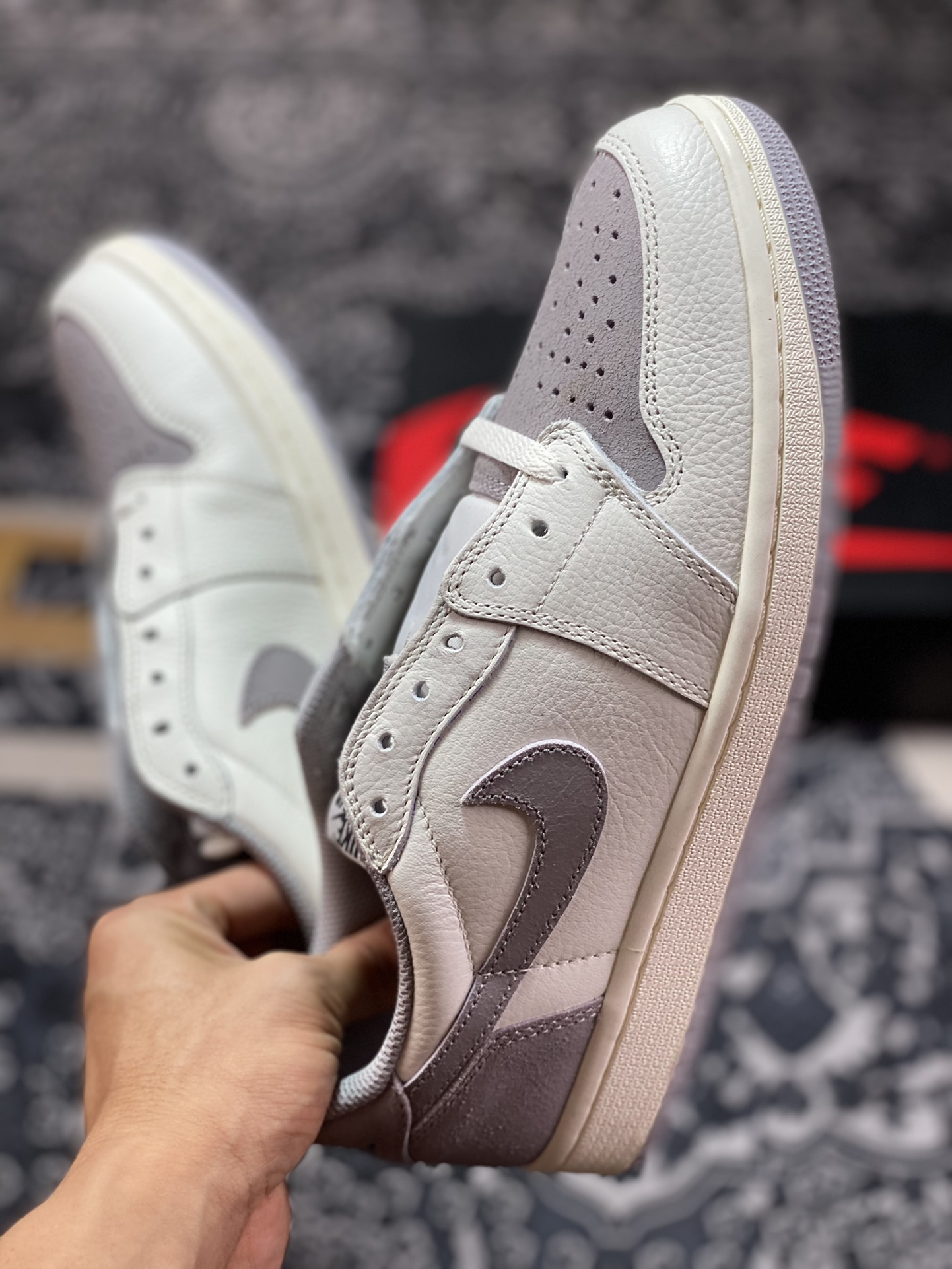 320 优选 Air Jordan 1 Retro Low OG”Atmosphere Grey“AJ1乔丹一代低帮篮球鞋“新百白灰”CZ0790-101