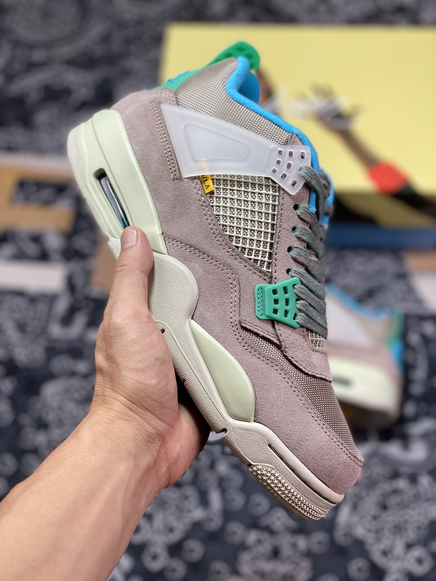 知名纯原大厂 Union LA x Air Jordan 4 Retro”Taupe Haze“灰褐 DJ5718-242