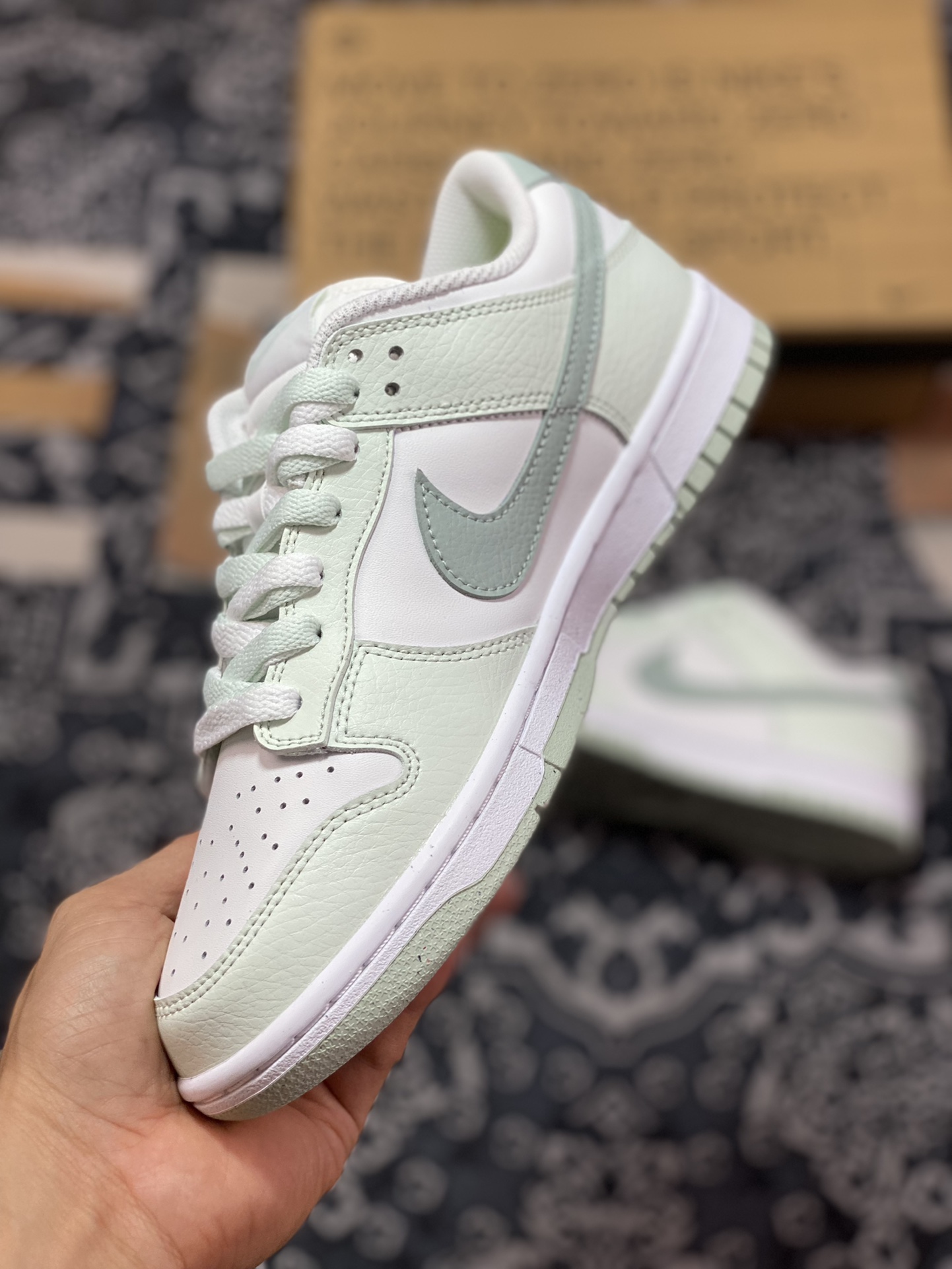 耐克Nike SB Dunk Low Next Nature”Ablooding“扣篮系板鞋“薄荷绿斑斓乳酪双鞋带”DN1431-102