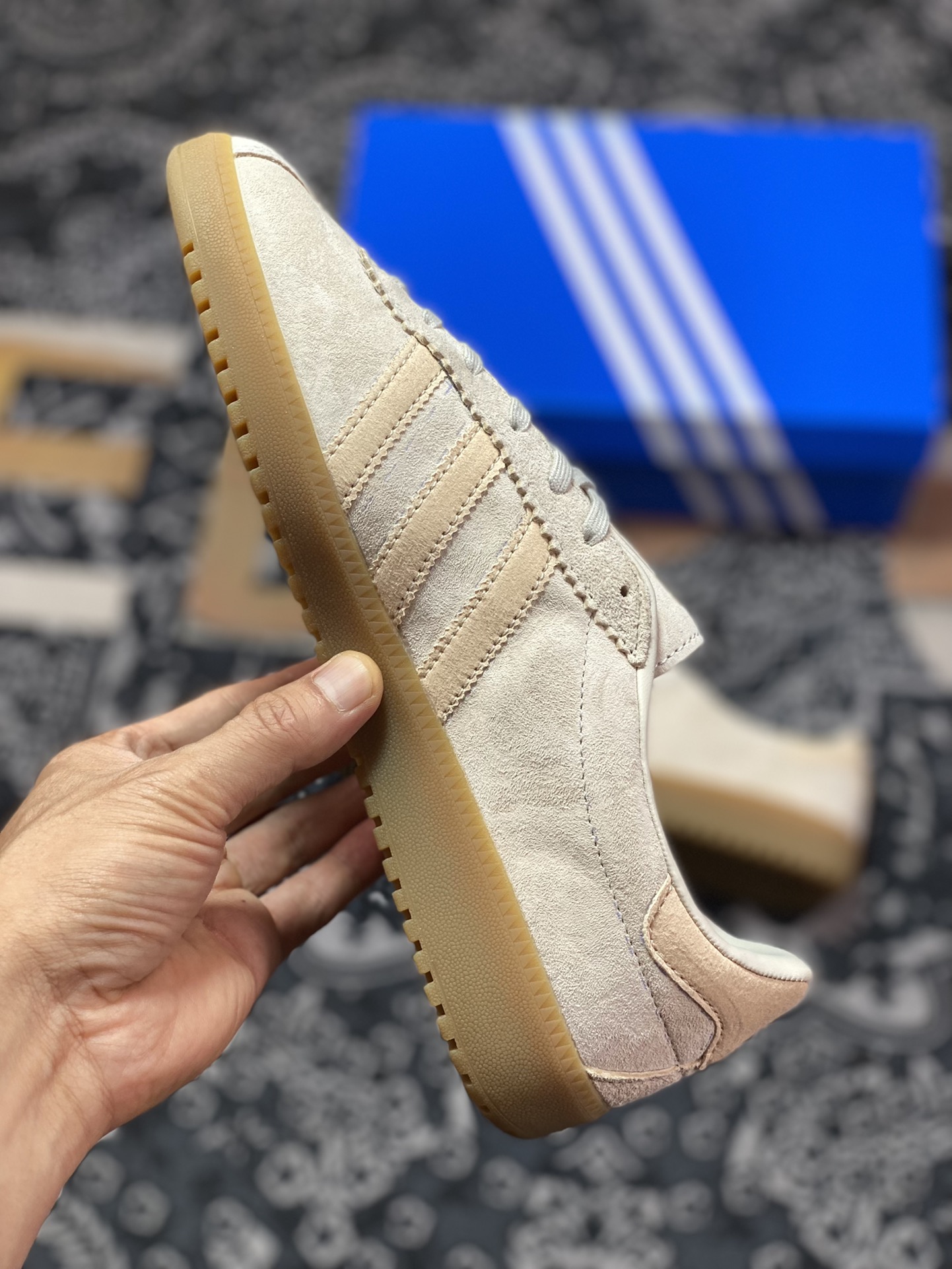 Adidas Originals Bermuda Trainers Bermuda Series Sneakers ”Suede Macaroon Beige Rubber Sole” GY7388