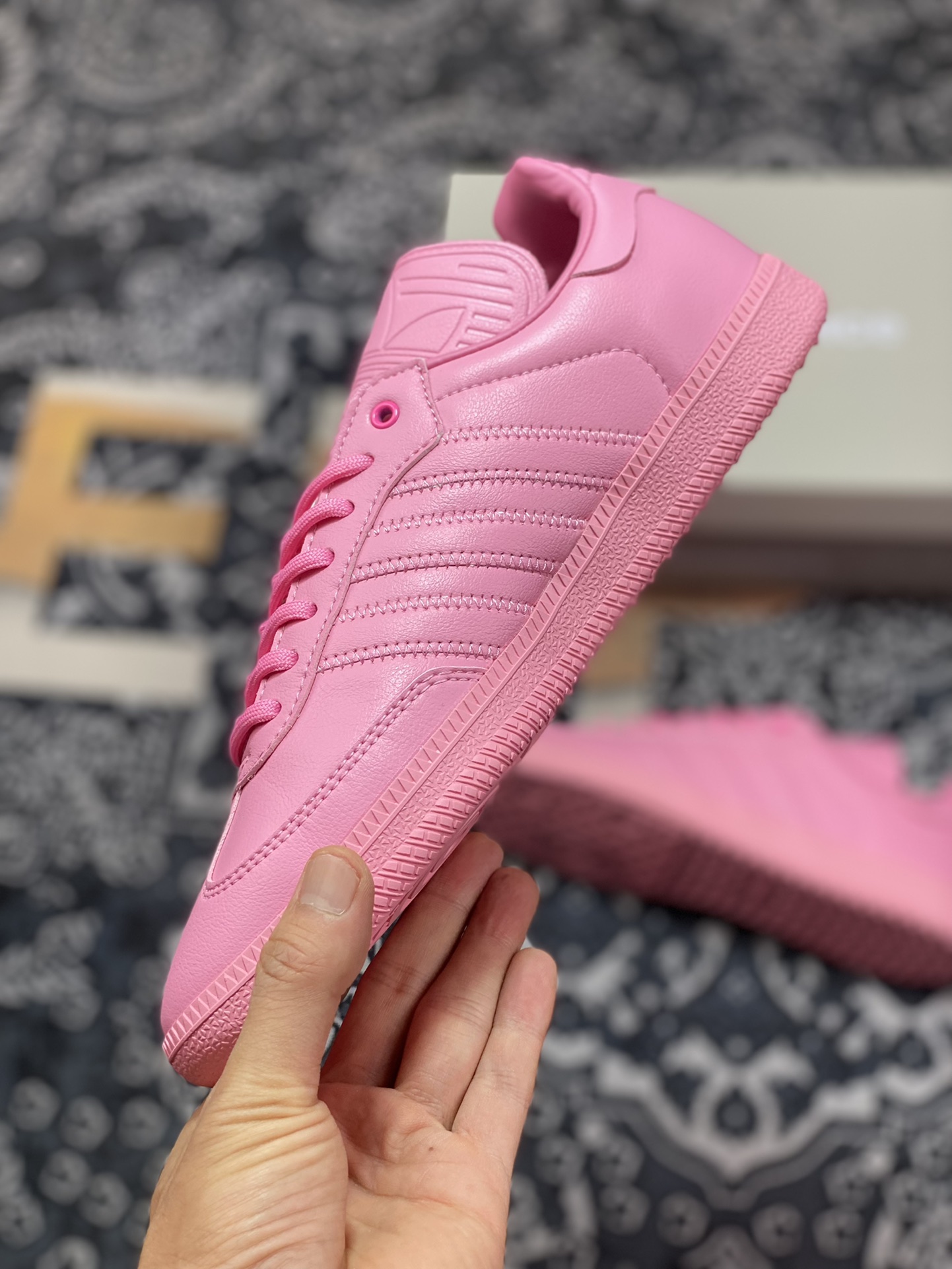 Pharrell Williams x Adidas Originals Samba ”Humanrace” Samba Sneakers ”Joint Light Pink Long Tongue” IE7295