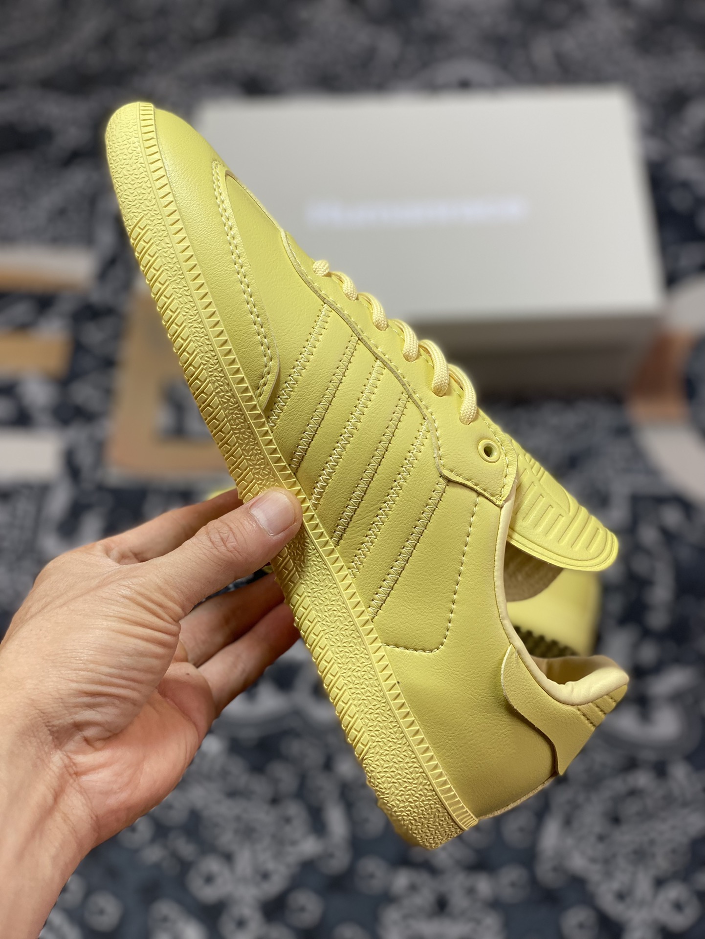 Pharrell Williams x Adidas Originals Samba ”Humanrace” Samba Sneakers ”Joint Light Yellow Long Tongue” IE7292