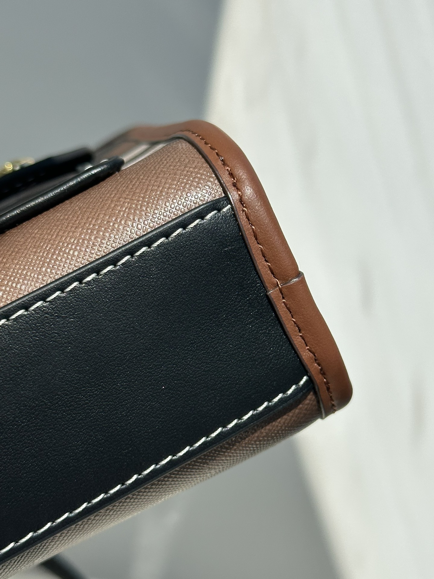 Burberry Italian Plaid Top Handle Bag, Luxurious Calfskin Leather Trim 6 i1690000648 5529 4