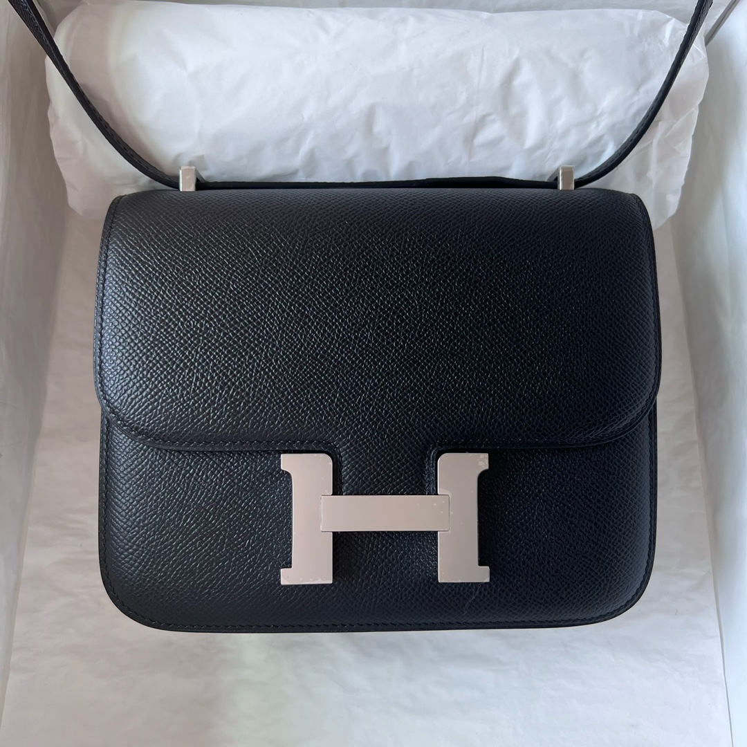 Hermès 25 small quantity In stock! Constance19cm Epsom original palm print leather ck89 black Noir silver buckle top hand sewing ready stock