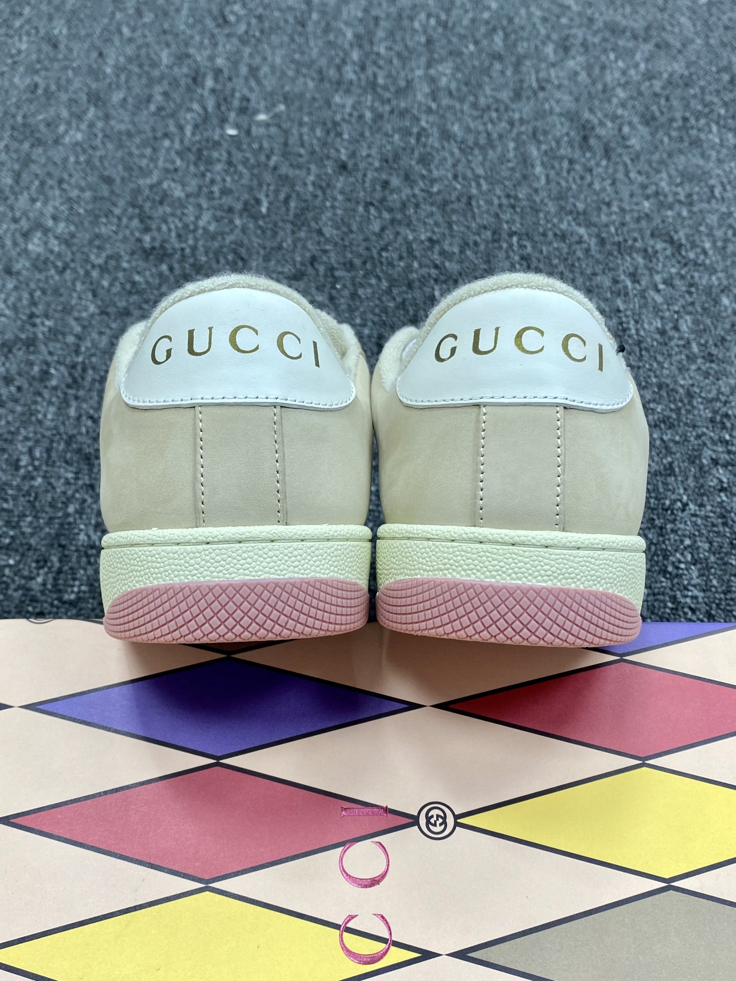 400 Gucci】Screener GG Sneaker Low 经典原型复古百搭做旧老爹板鞋