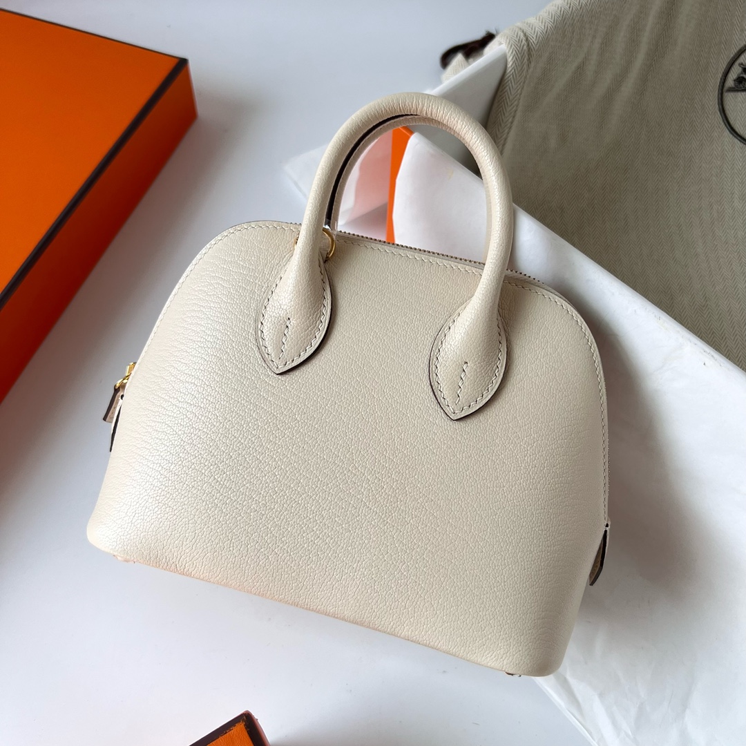 Hermès Hermes entry-level Mini bolide 20cm chevre imported goatskin I2 cream white top craftsmanship fully stitched with wax thread gold buckle