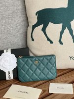 Chanel Knockoff
 Wallet A82365